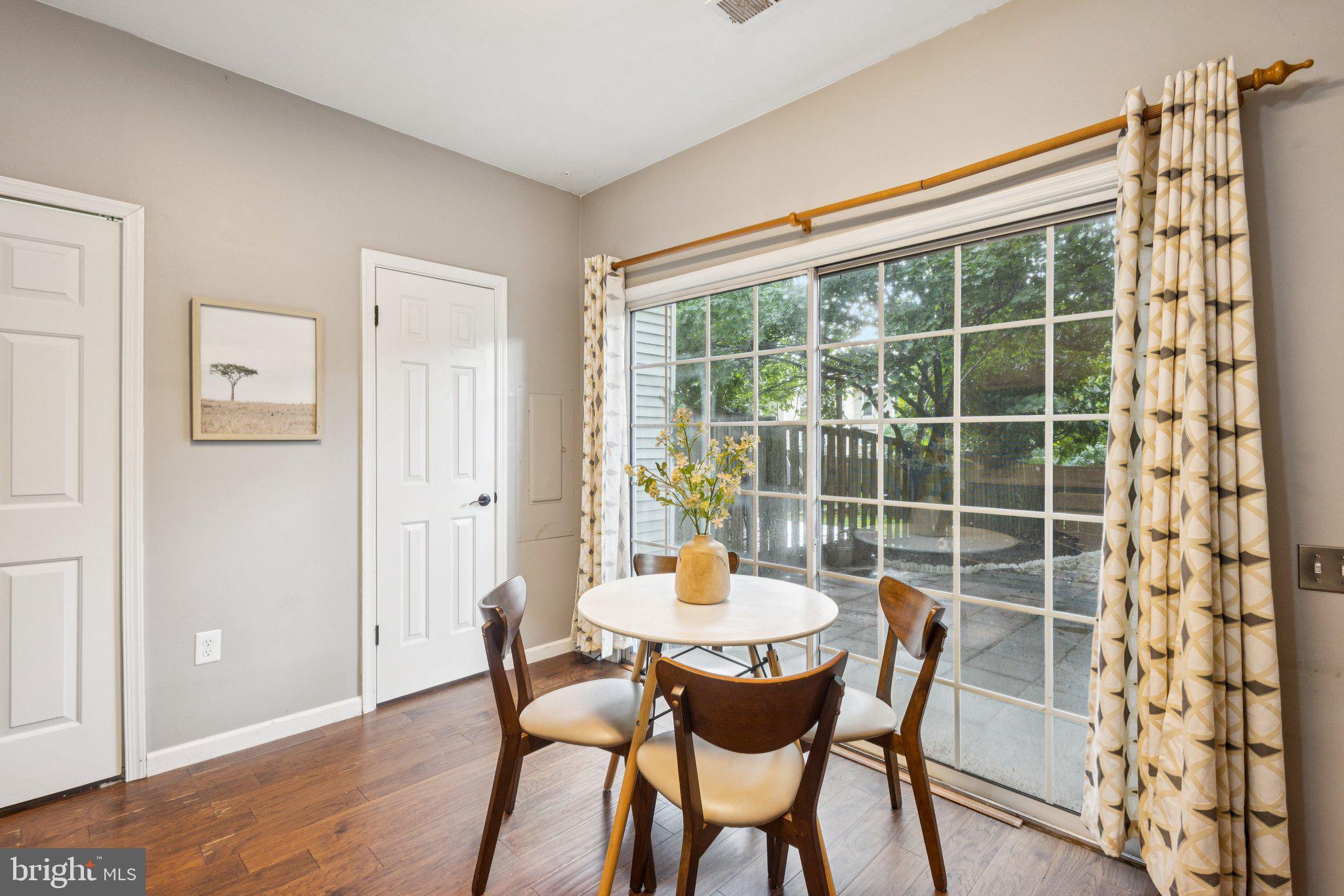 ALEXANDRIA - Residential