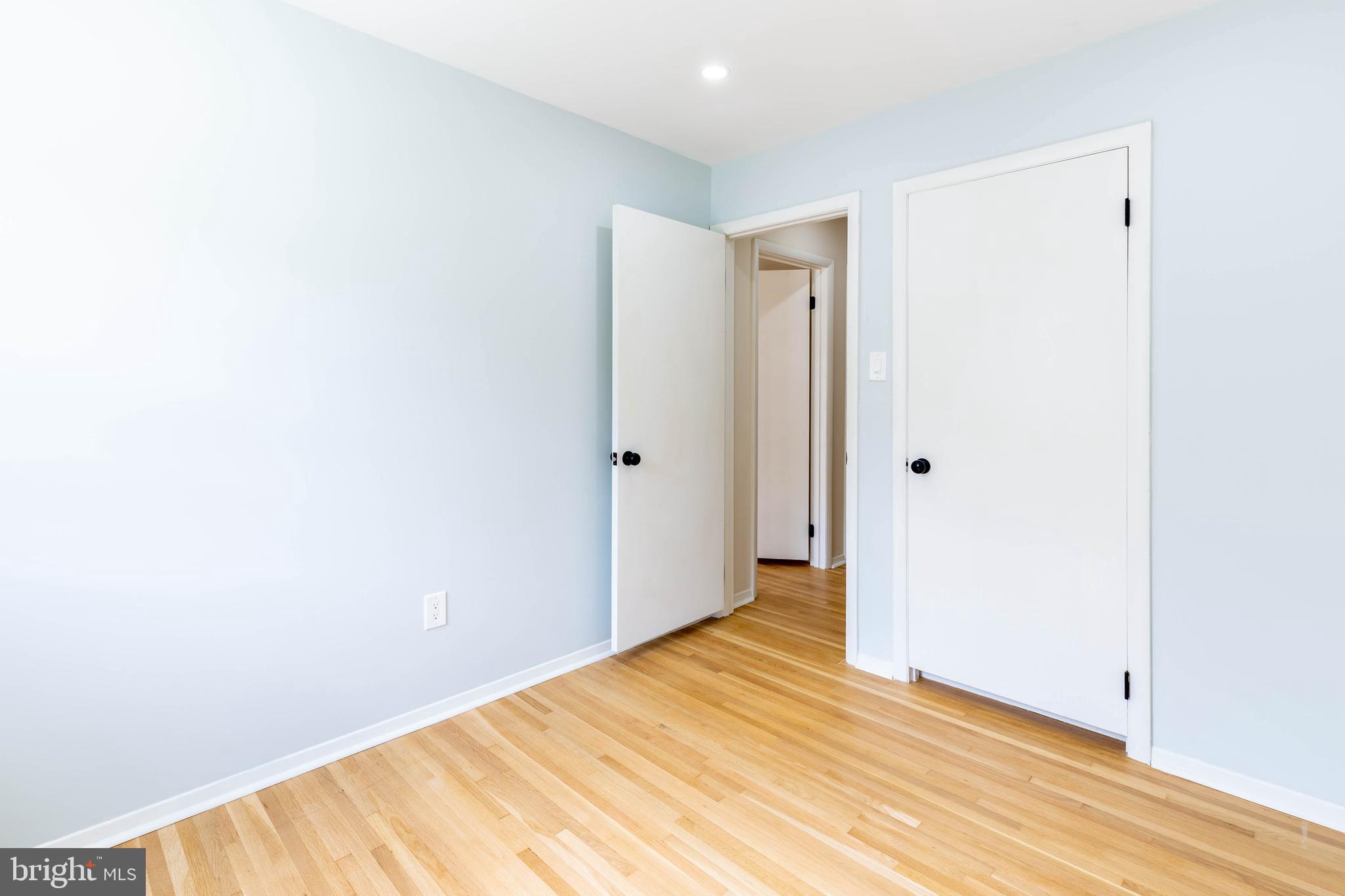 SPRINGBROOK FOREST - Residential Lease