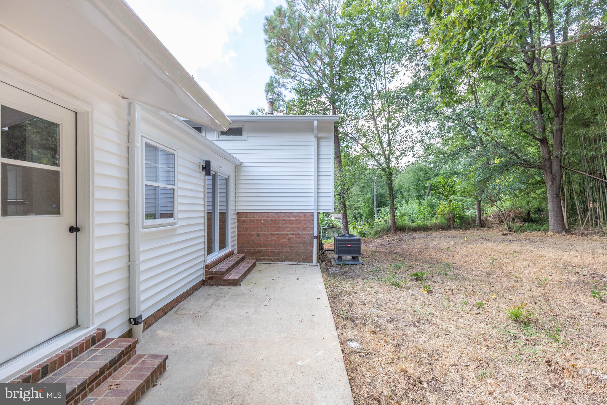 SPRINGBROOK FOREST - Residential Lease