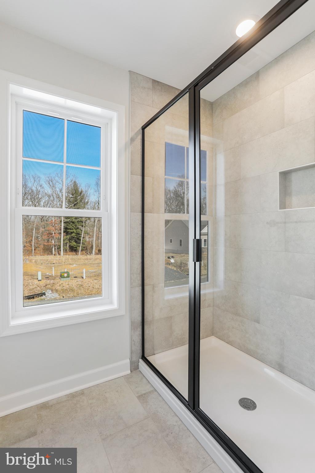 MIDDLE CREEK VISTAS - Residential