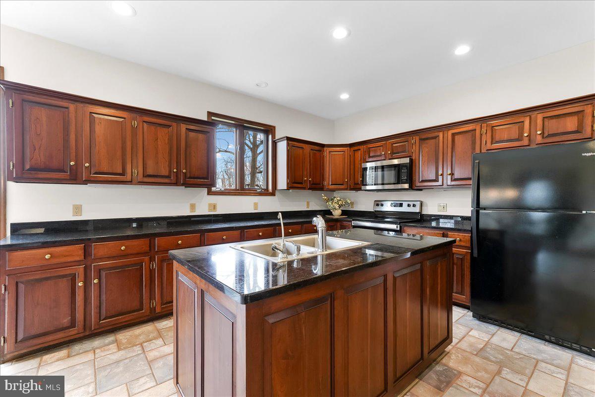 AVON GROVE - Residential