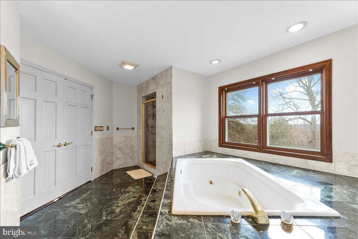 AVON GROVE - Residential