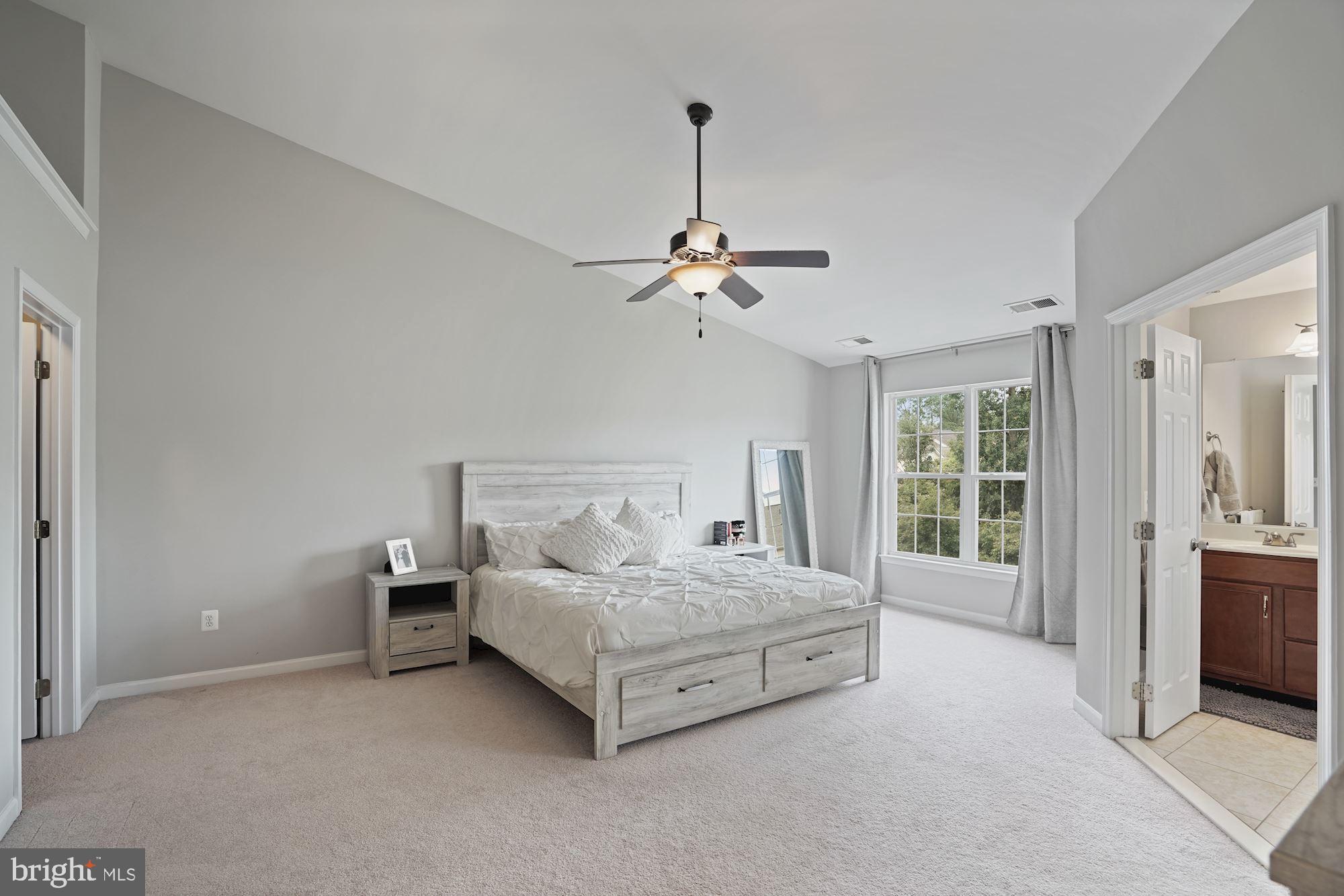 BELMONT COUNTRY CLUB - Residential