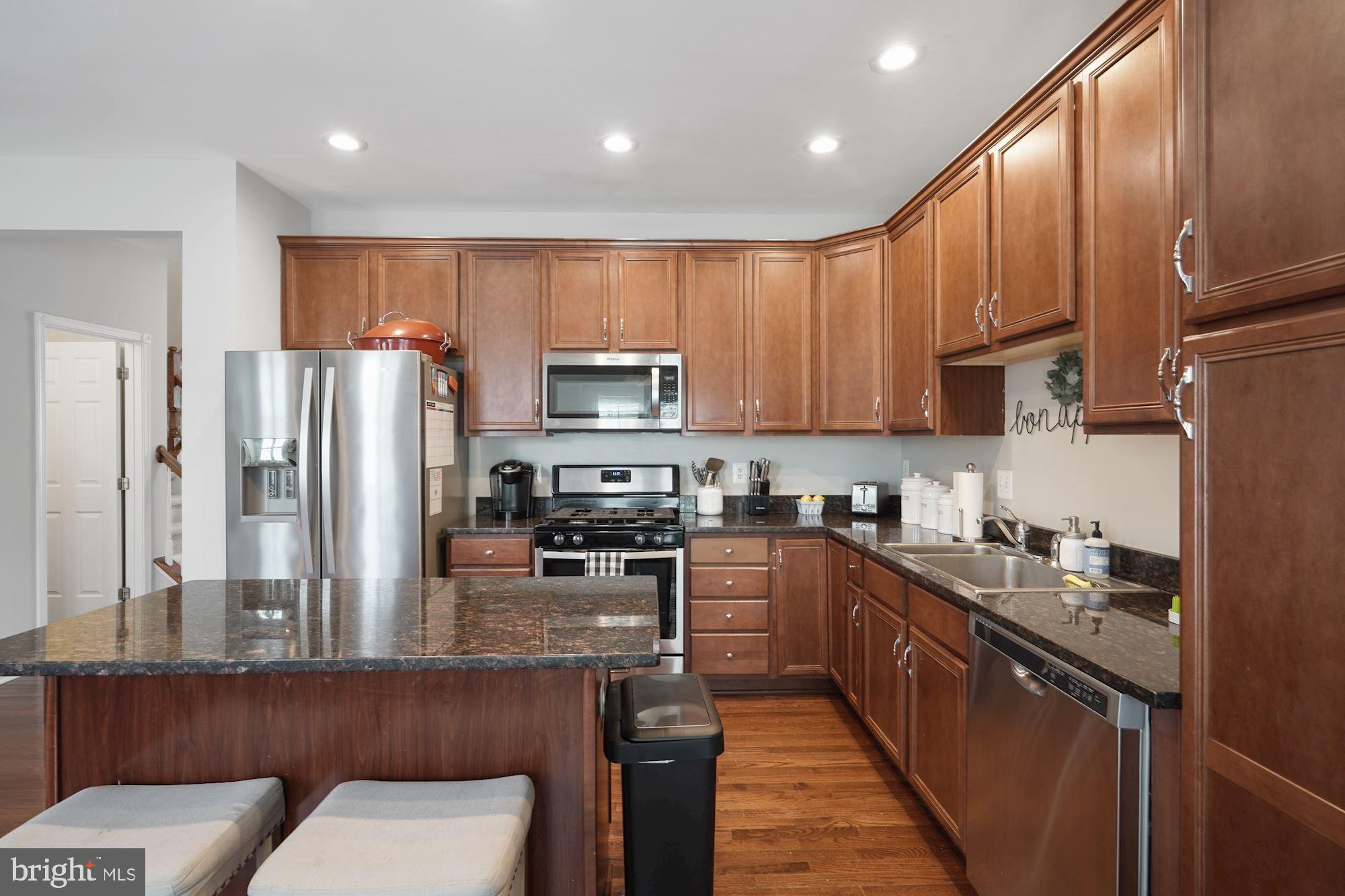 BELMONT COUNTRY CLUB - Residential