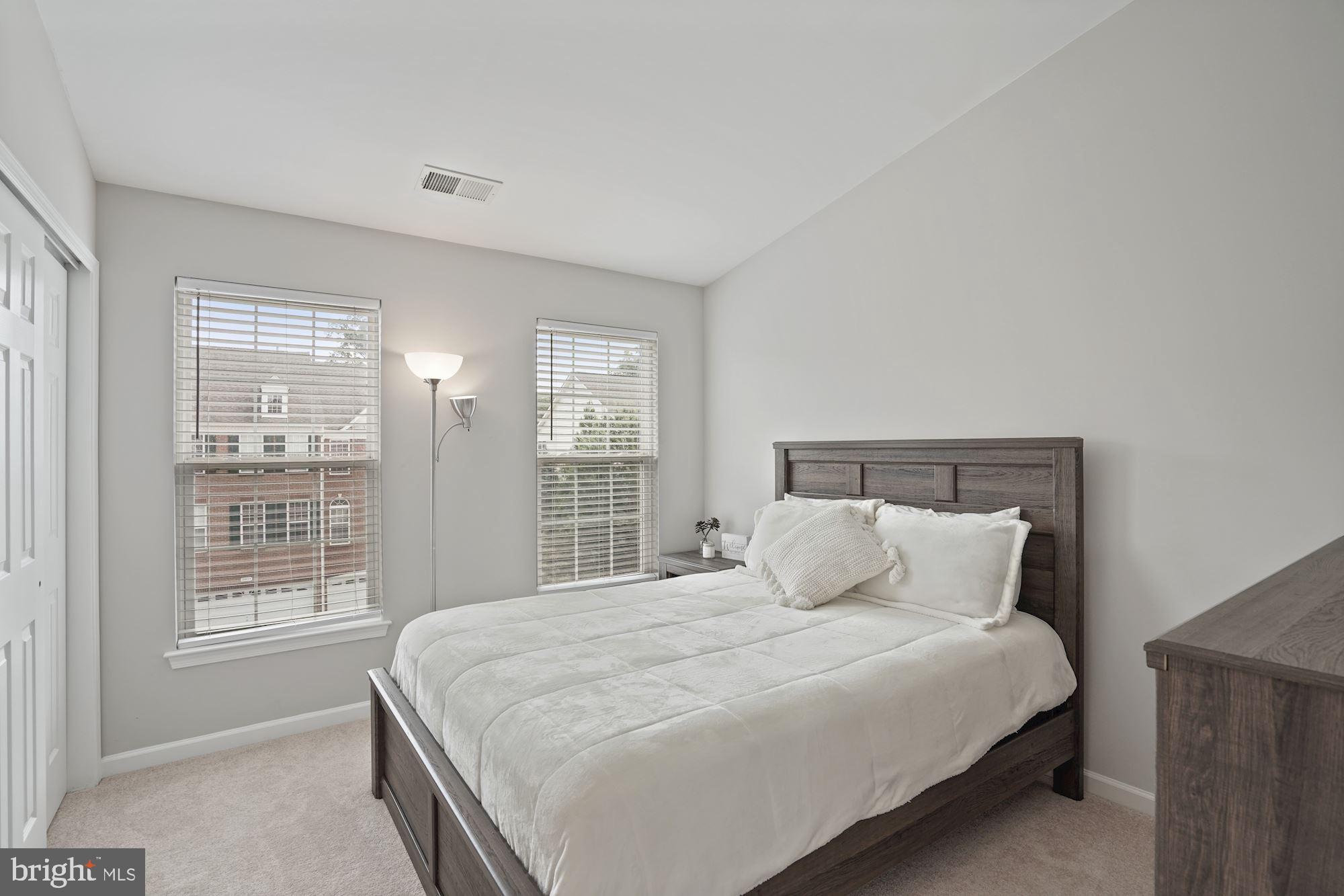 BELMONT COUNTRY CLUB - Residential