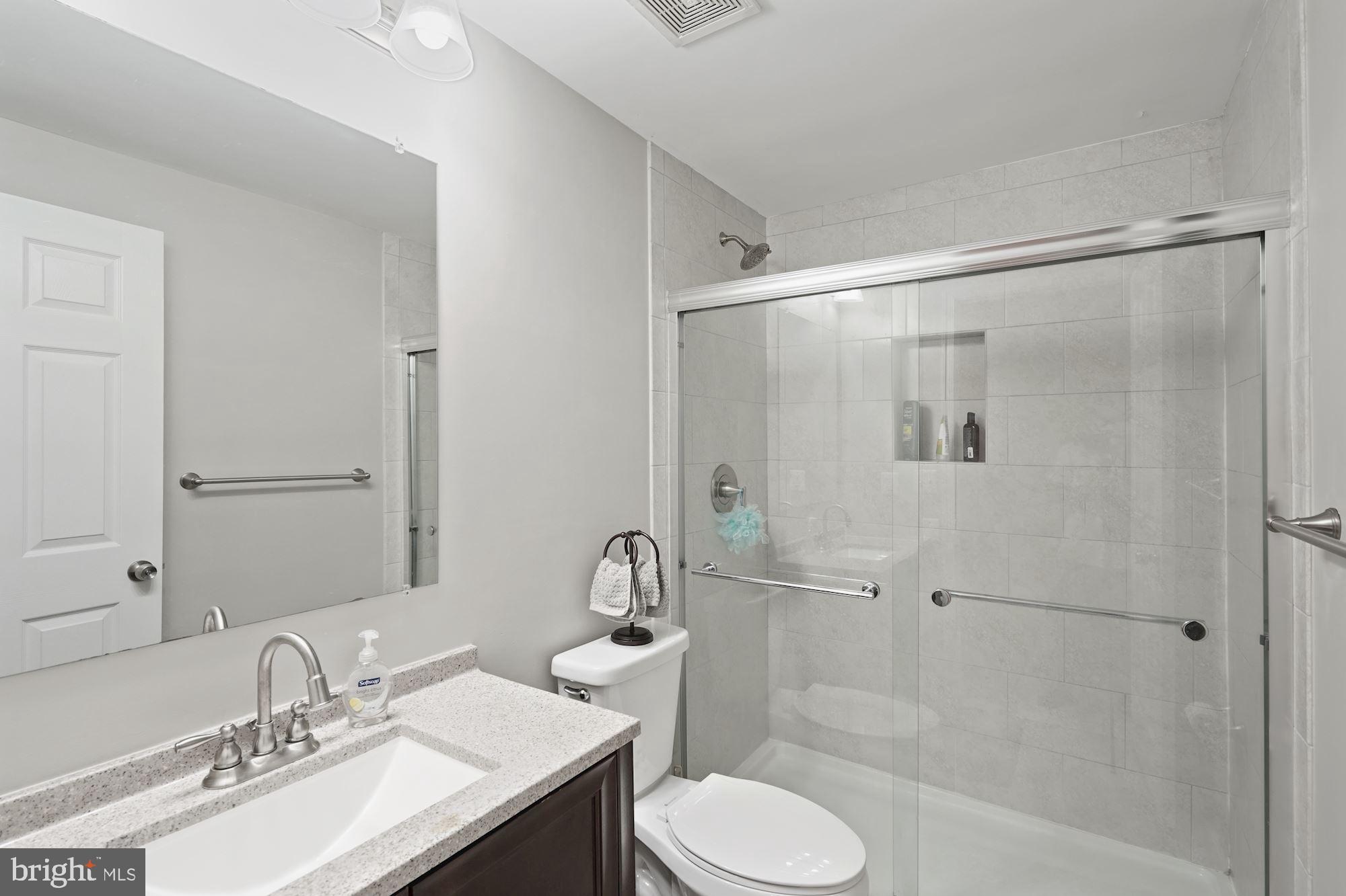 BELMONT COUNTRY CLUB - Residential