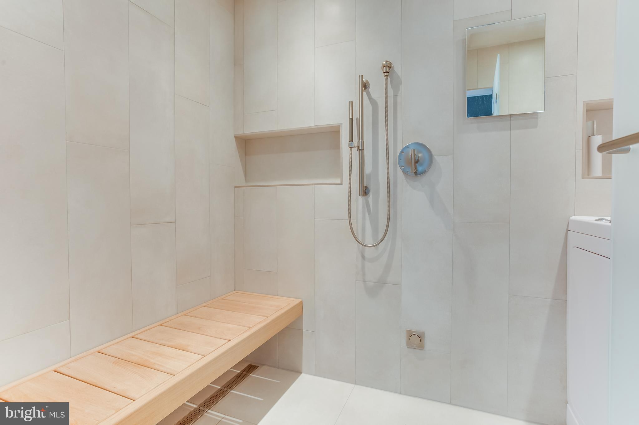 MAURY COMMONS - Residential