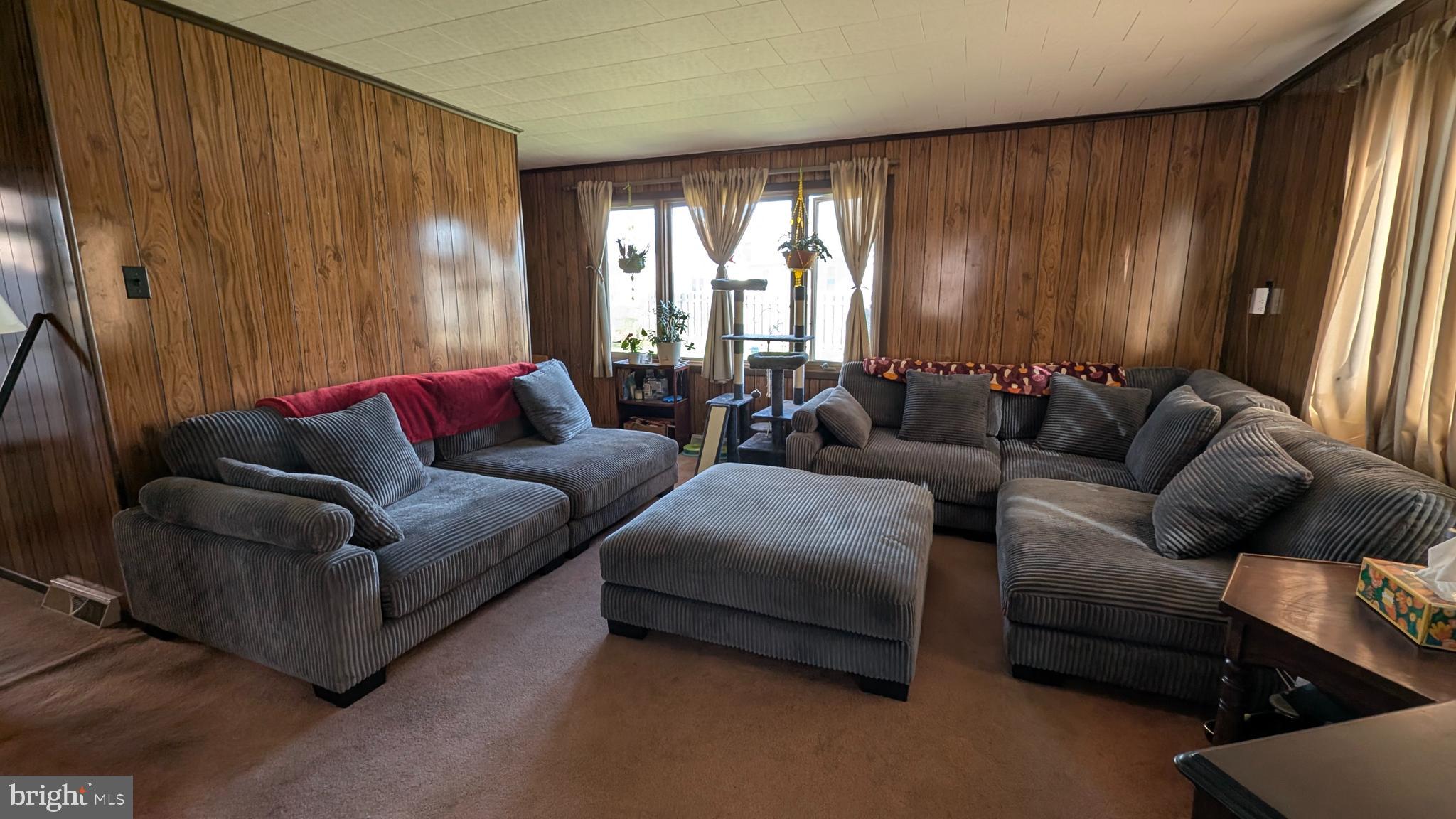 RIDLEY FARMS - Residential