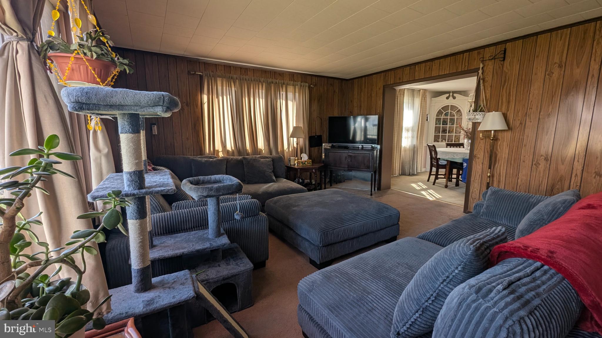 RIDLEY FARMS - Residential