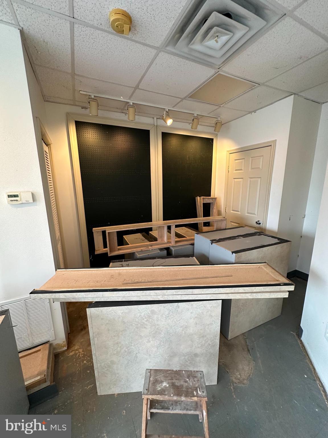 NONE AVAILABLE - Commercial Lease