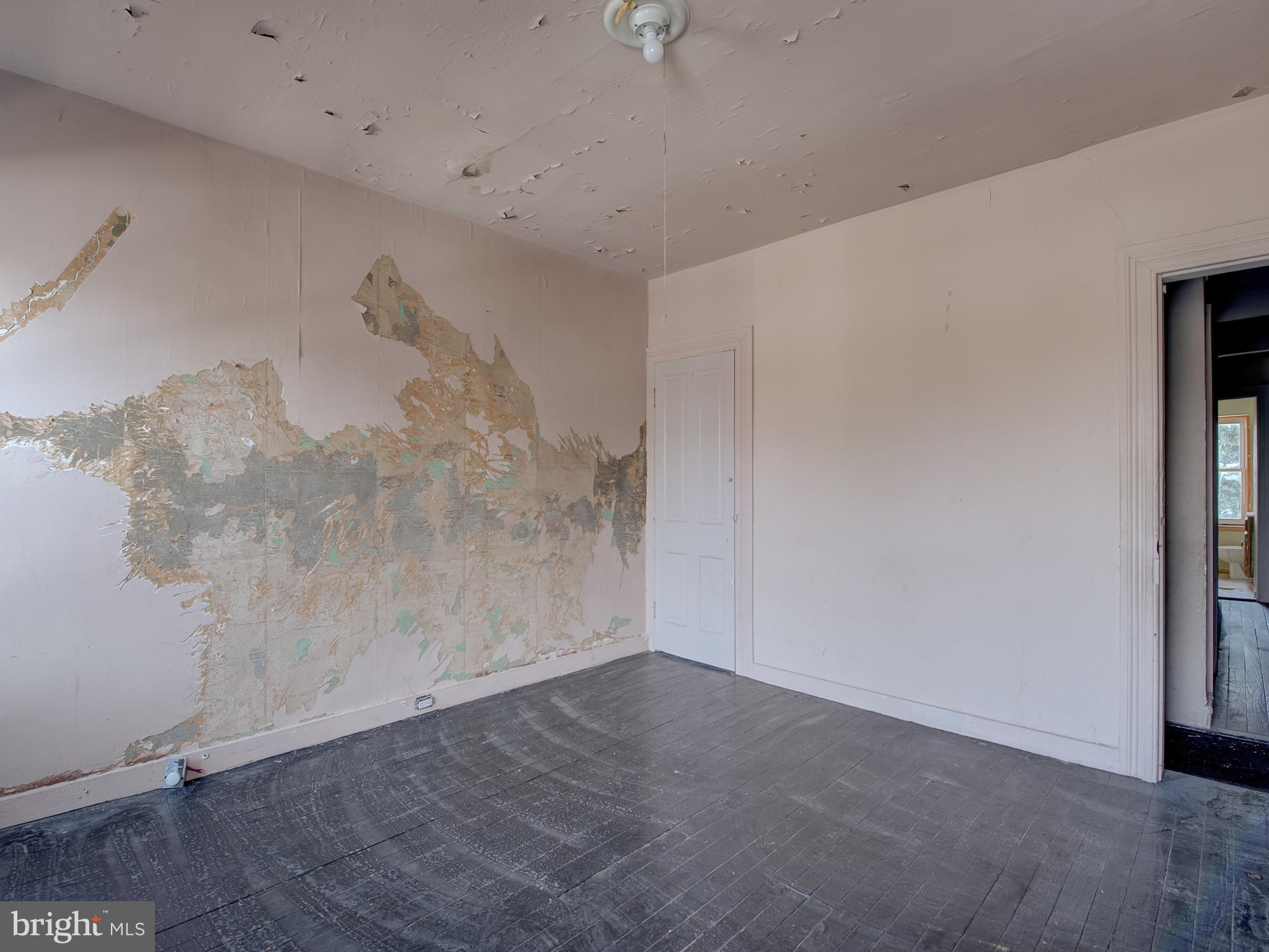 SANDTOWN-WINCHESTER - Residential