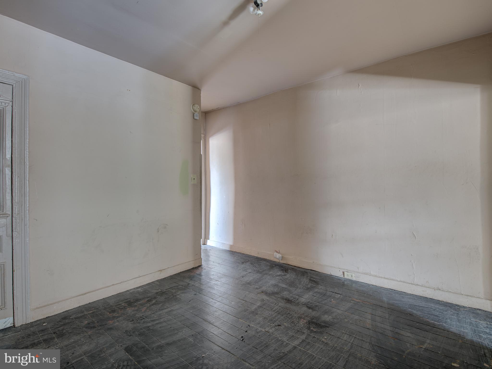 SANDTOWN-WINCHESTER - Residential