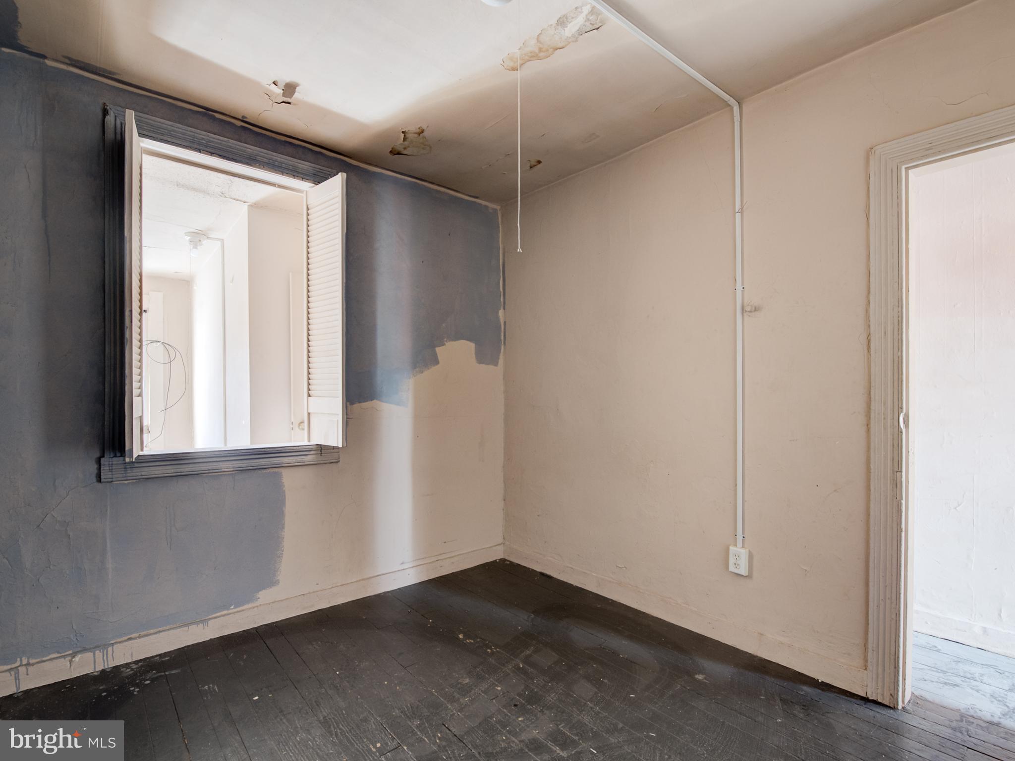 SANDTOWN-WINCHESTER - Residential