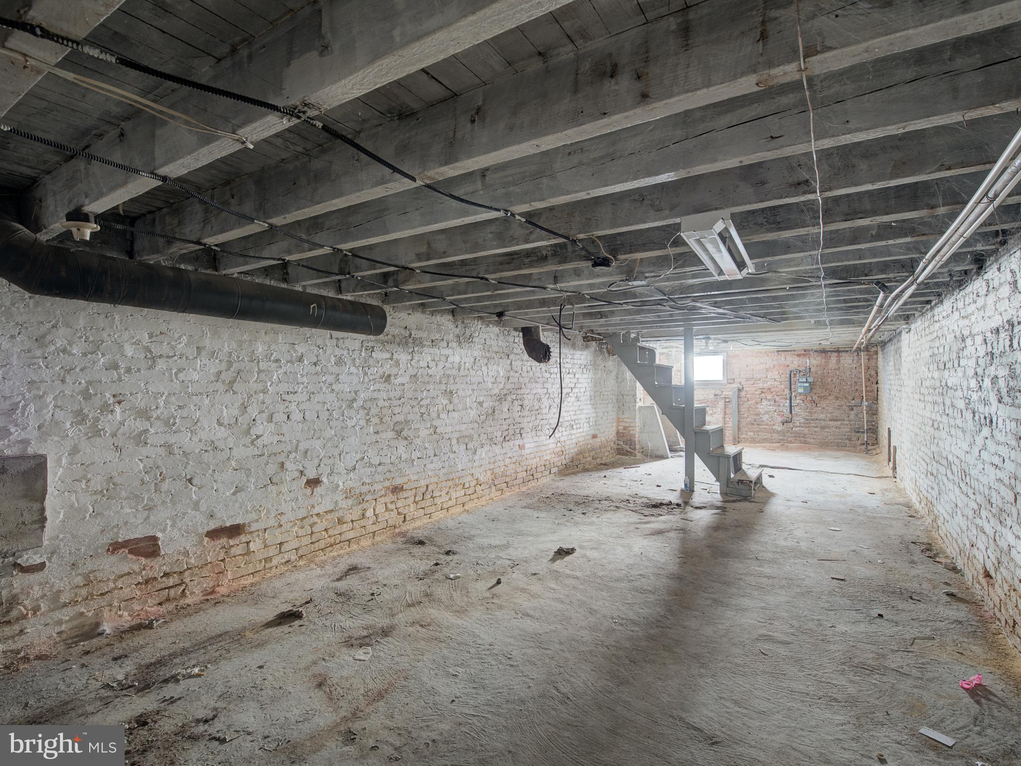 SANDTOWN-WINCHESTER - Residential