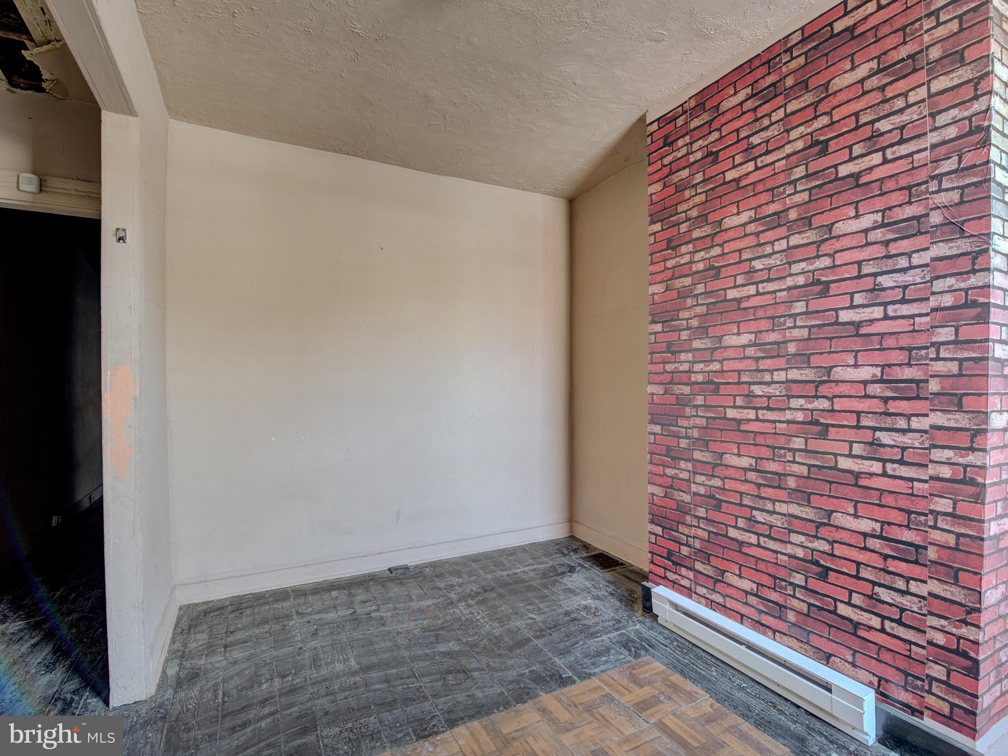 SANDTOWN-WINCHESTER - Residential