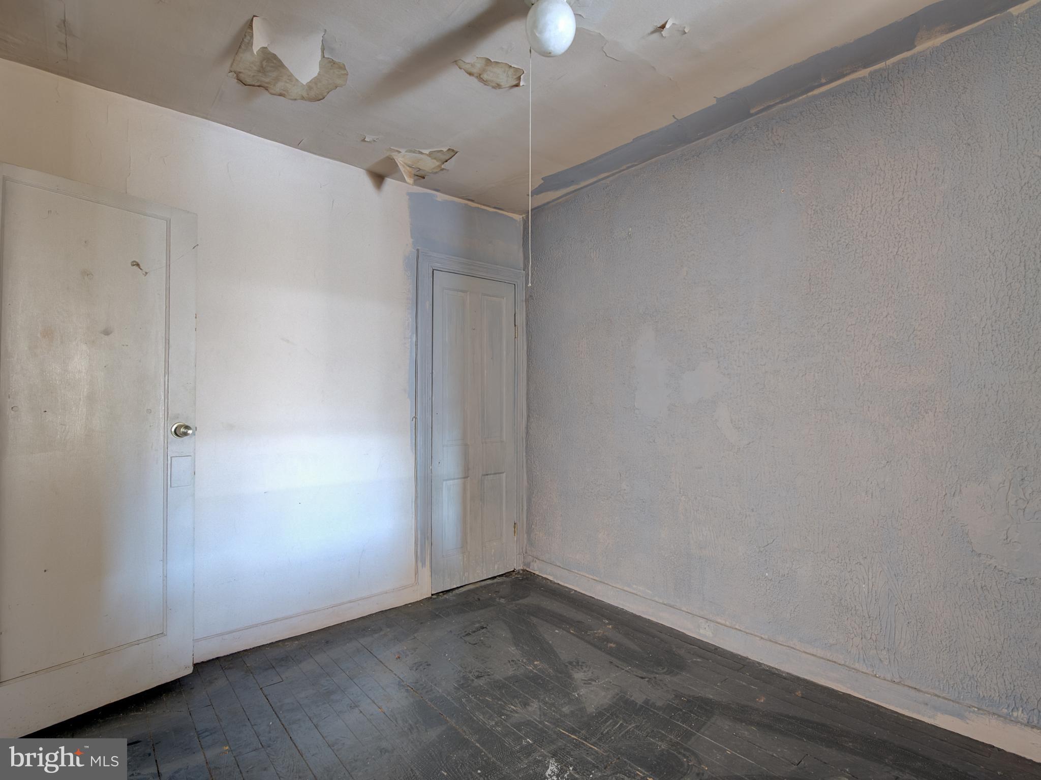 SANDTOWN-WINCHESTER - Residential