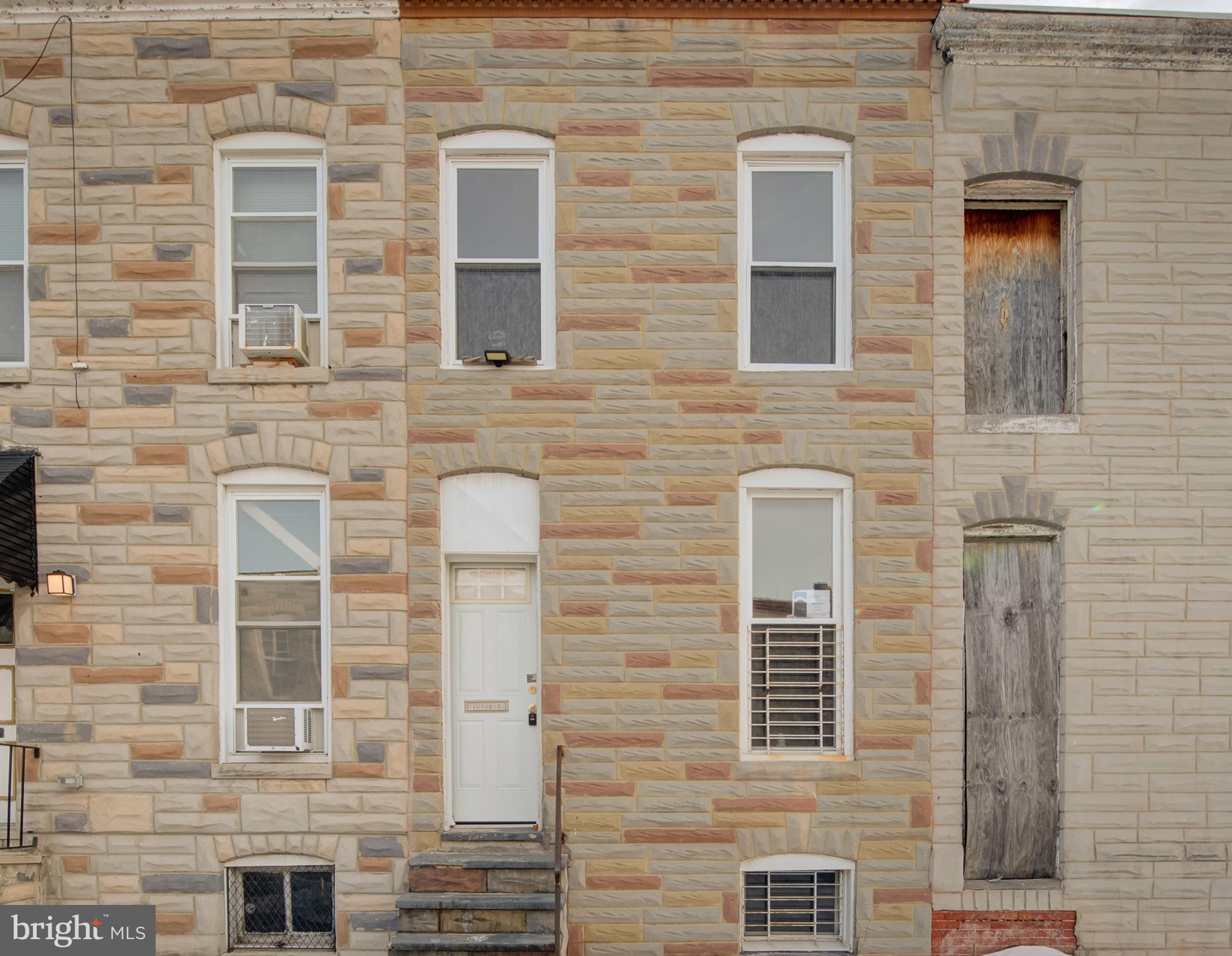 SANDTOWN-WINCHESTER - Residential