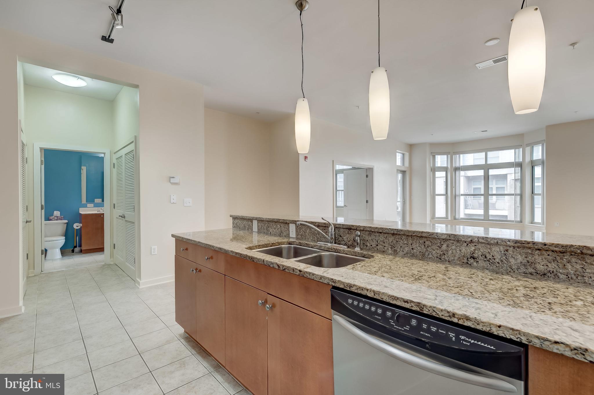 MOUNT VERNON PLACE HISTORIC DISTRICT - Residential Lease