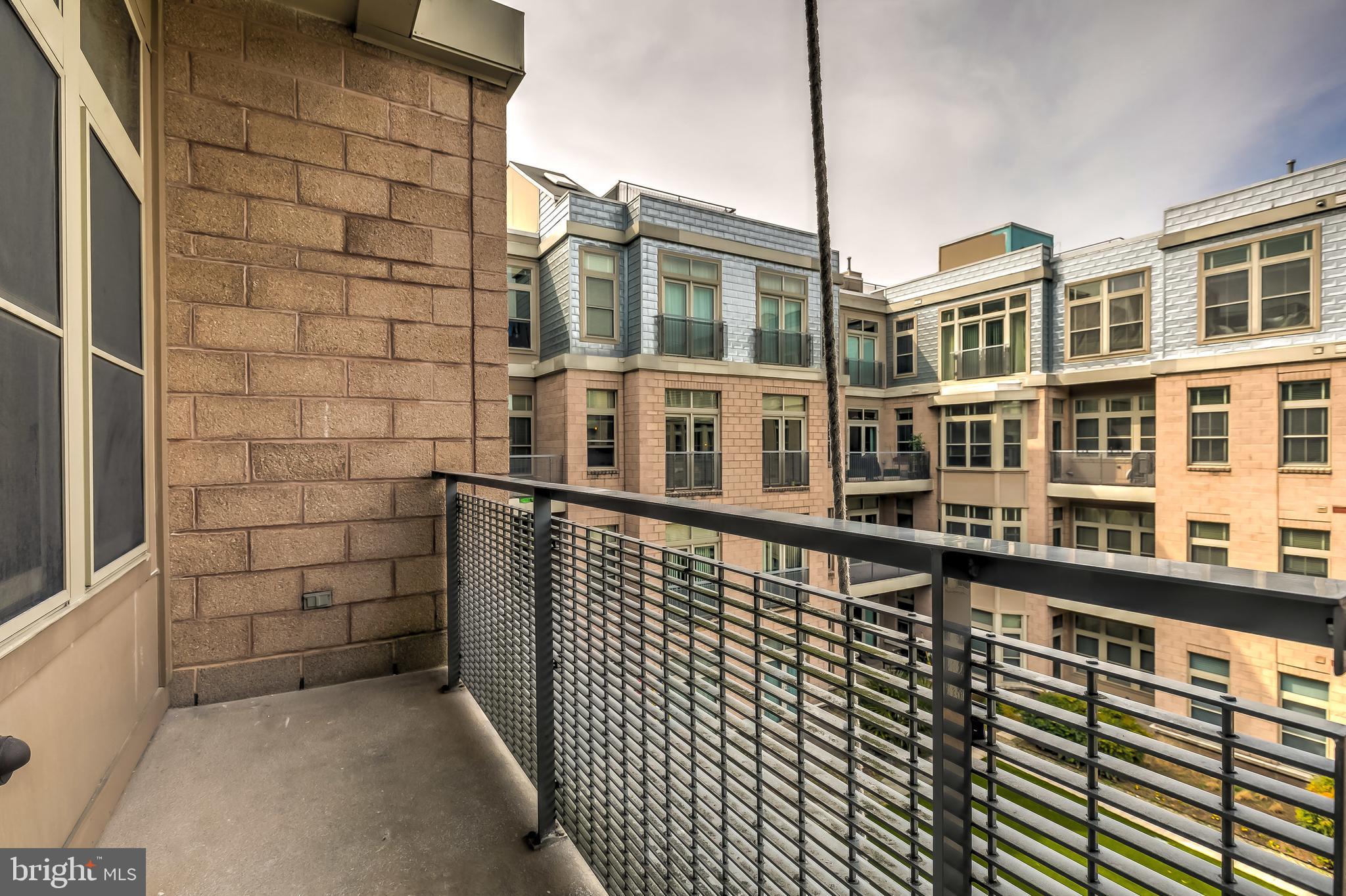 MOUNT VERNON PLACE HISTORIC DISTRICT - Residential Lease