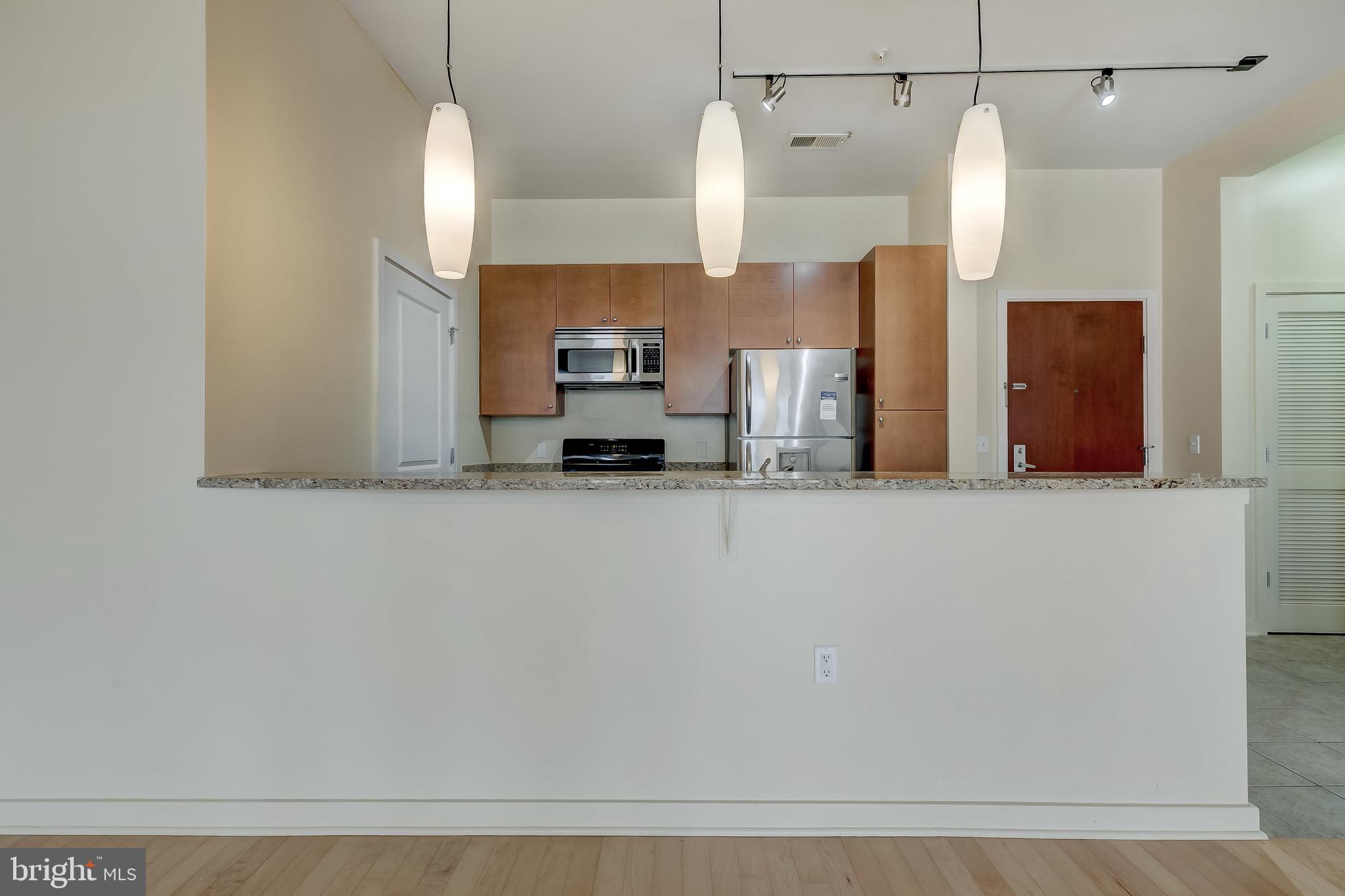 MOUNT VERNON PLACE HISTORIC DISTRICT - Residential Lease