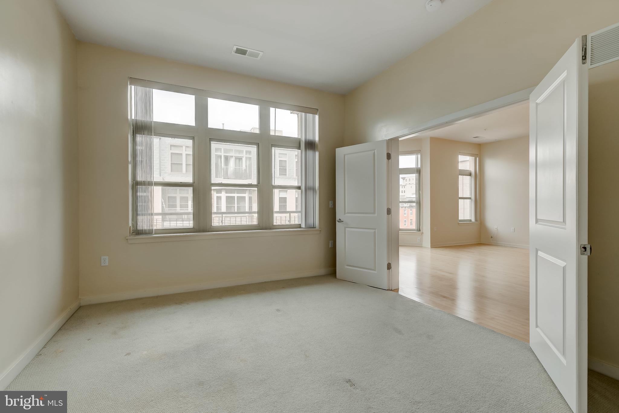MOUNT VERNON PLACE HISTORIC DISTRICT - Residential Lease
