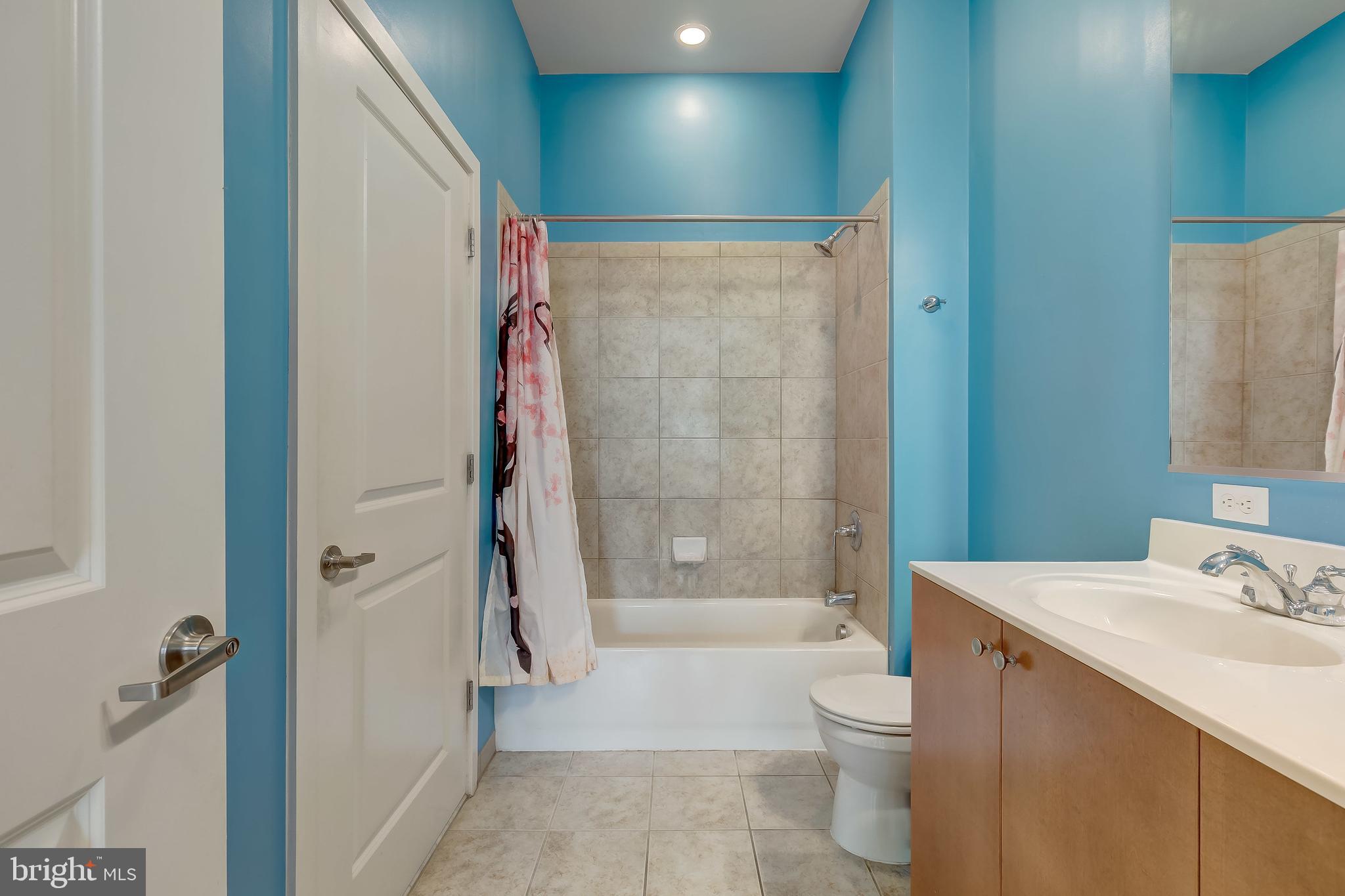 MOUNT VERNON PLACE HISTORIC DISTRICT - Residential Lease