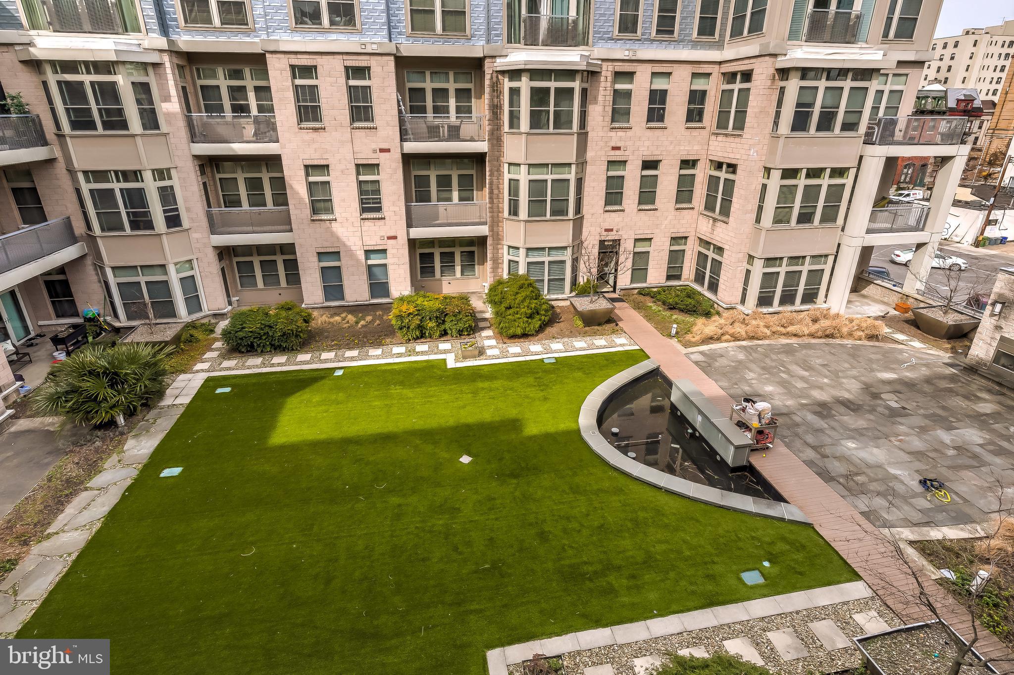 MOUNT VERNON PLACE HISTORIC DISTRICT - Residential Lease