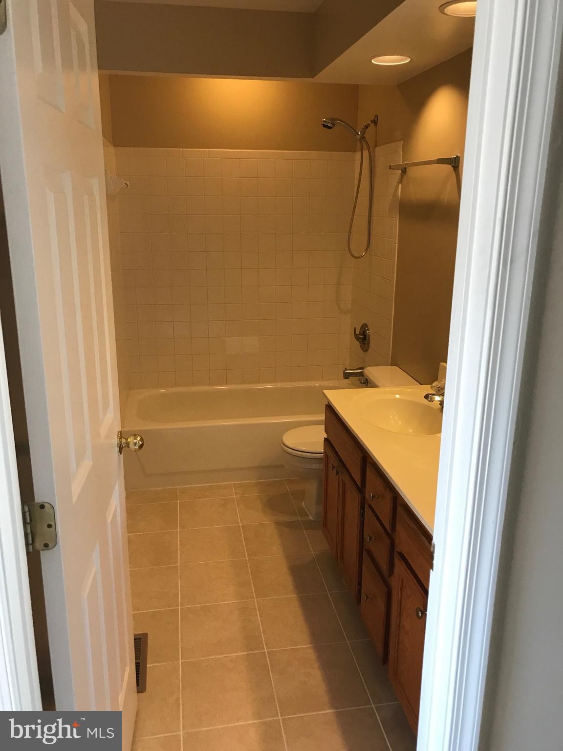 QUAIL RUN - Residential Lease