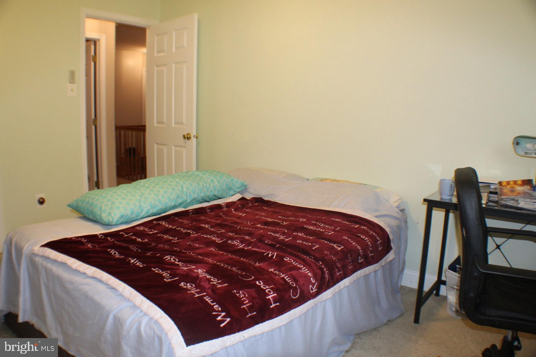 PINE TREE RIDGE - Residential Lease