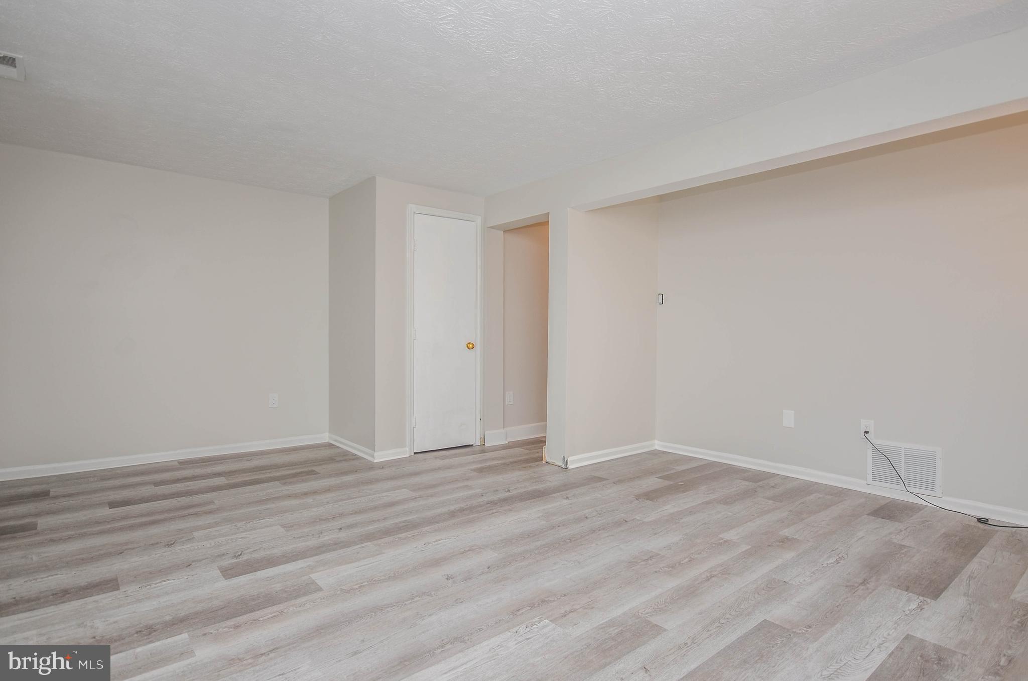 ROCKBURN COMMONS - Residential