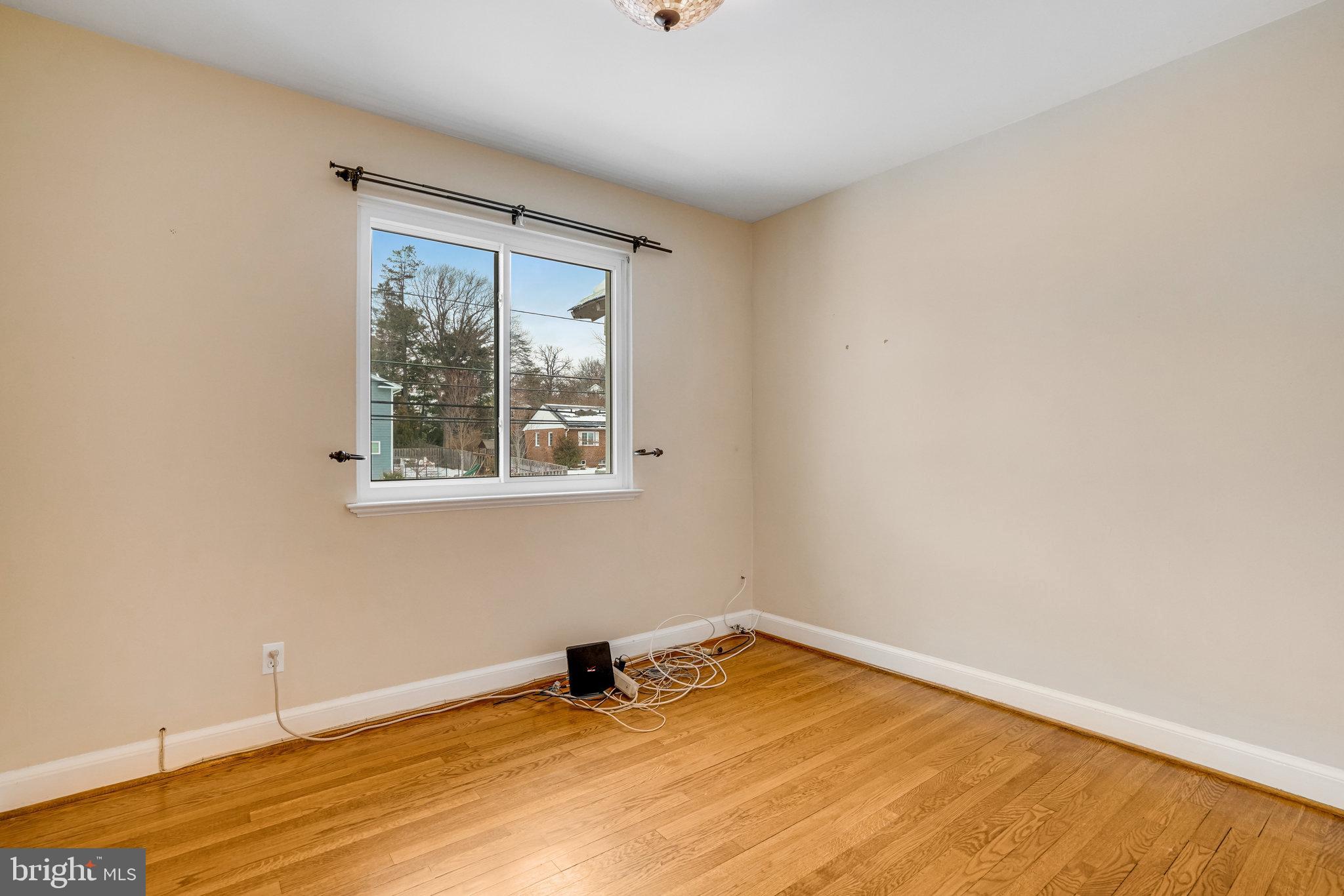 BERKSHIRE OAKWOOD - Residential