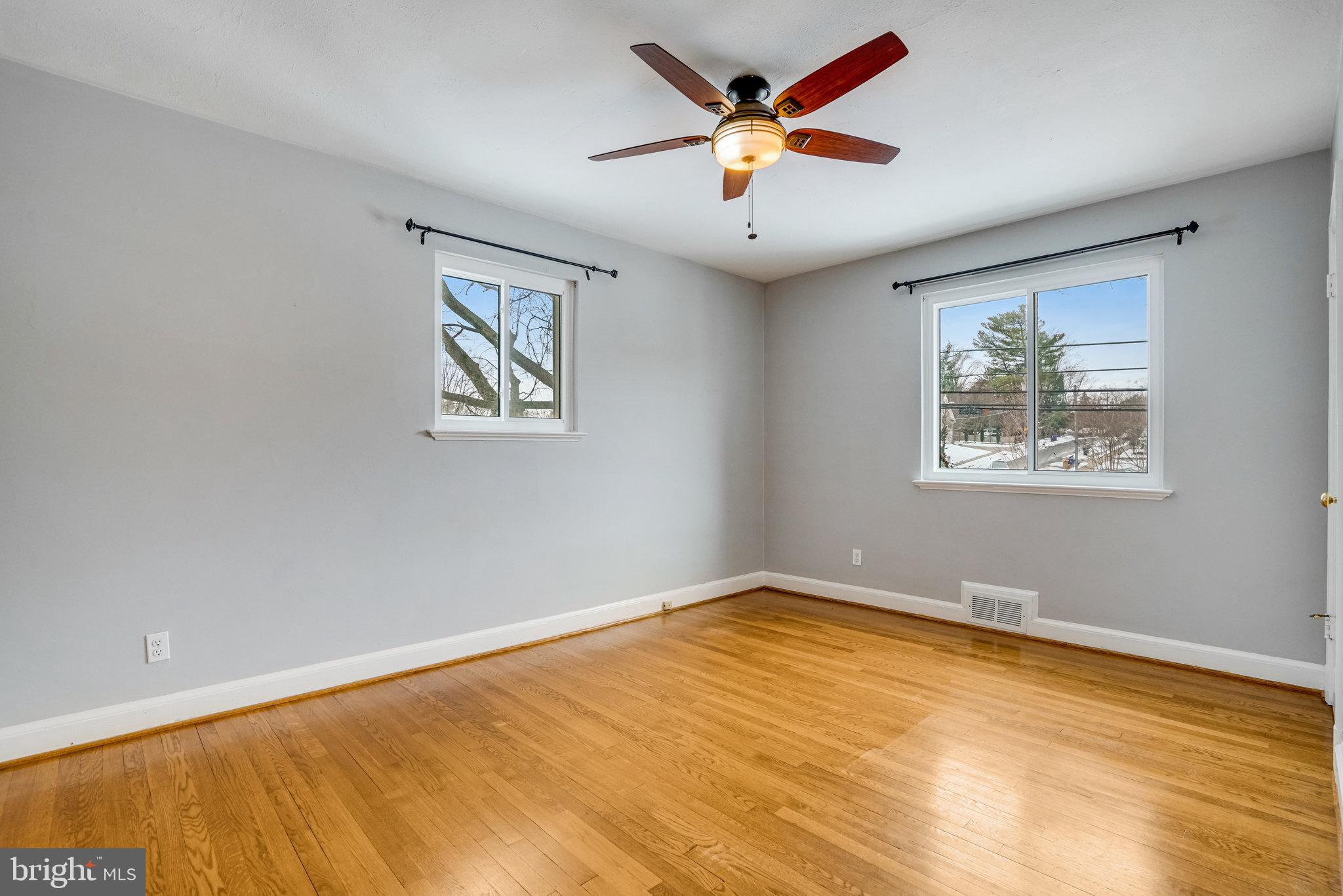 BERKSHIRE OAKWOOD - Residential