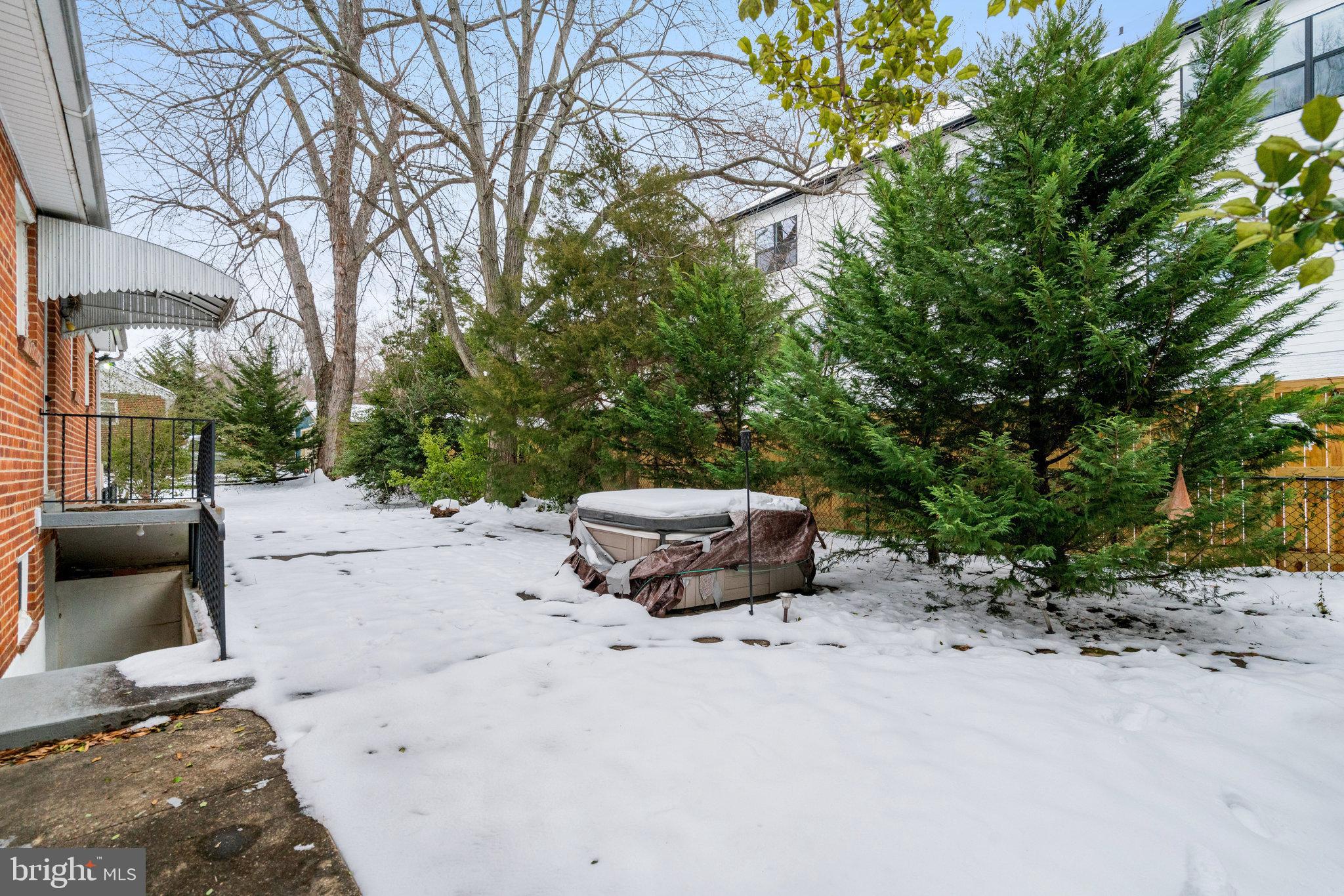 BERKSHIRE OAKWOOD - Residential