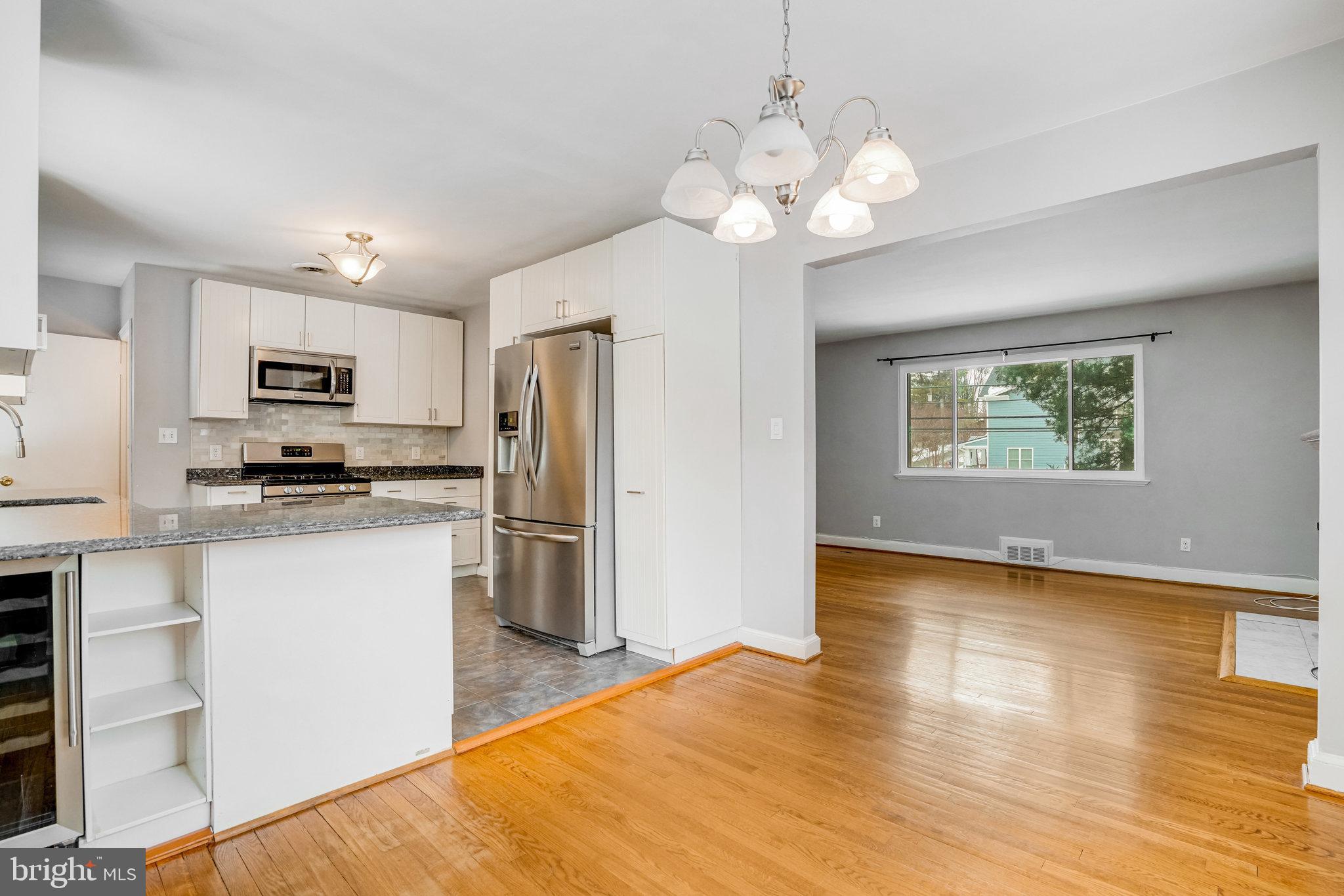 BERKSHIRE OAKWOOD - Residential