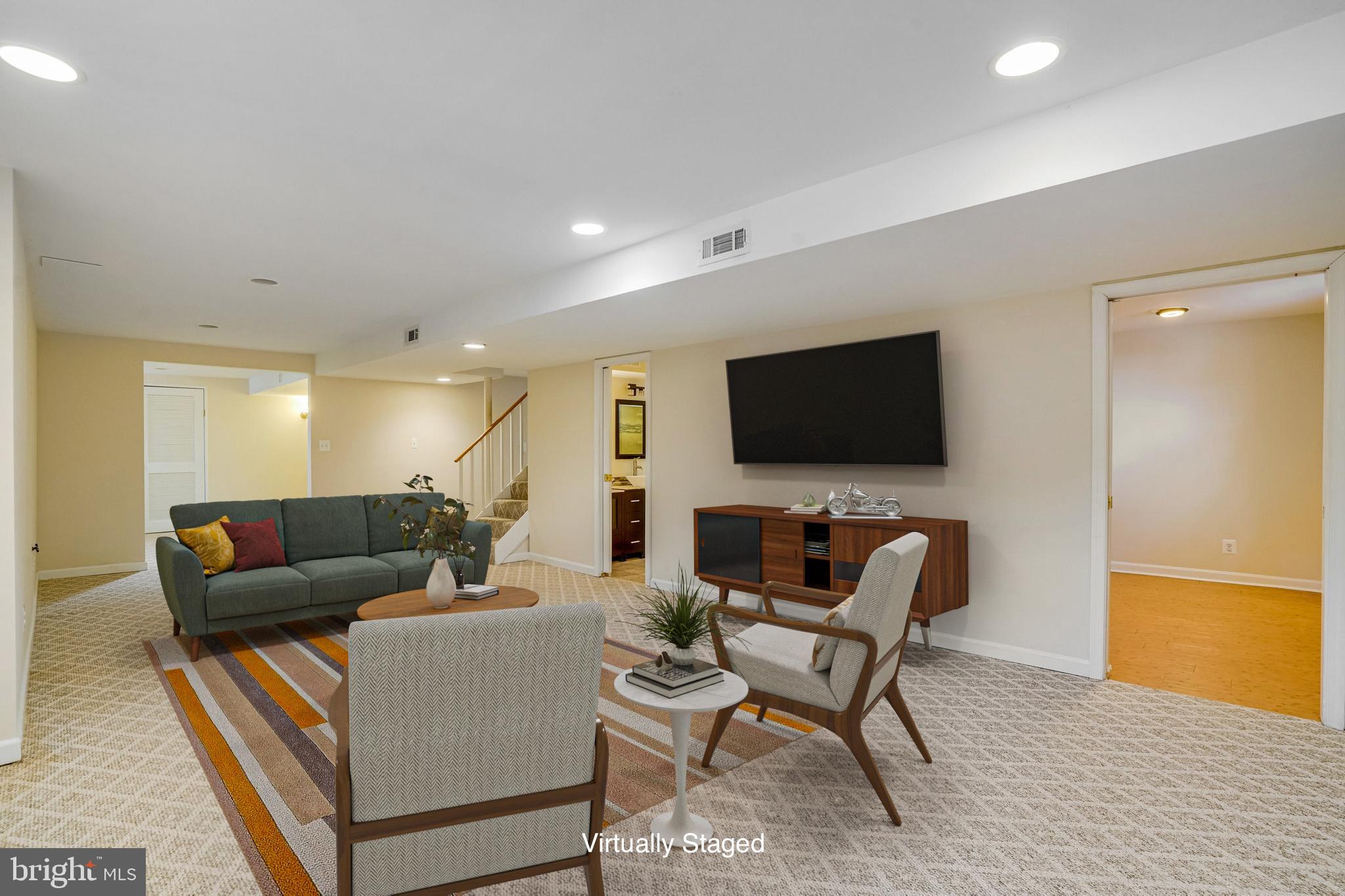 BERKSHIRE OAKWOOD - Residential