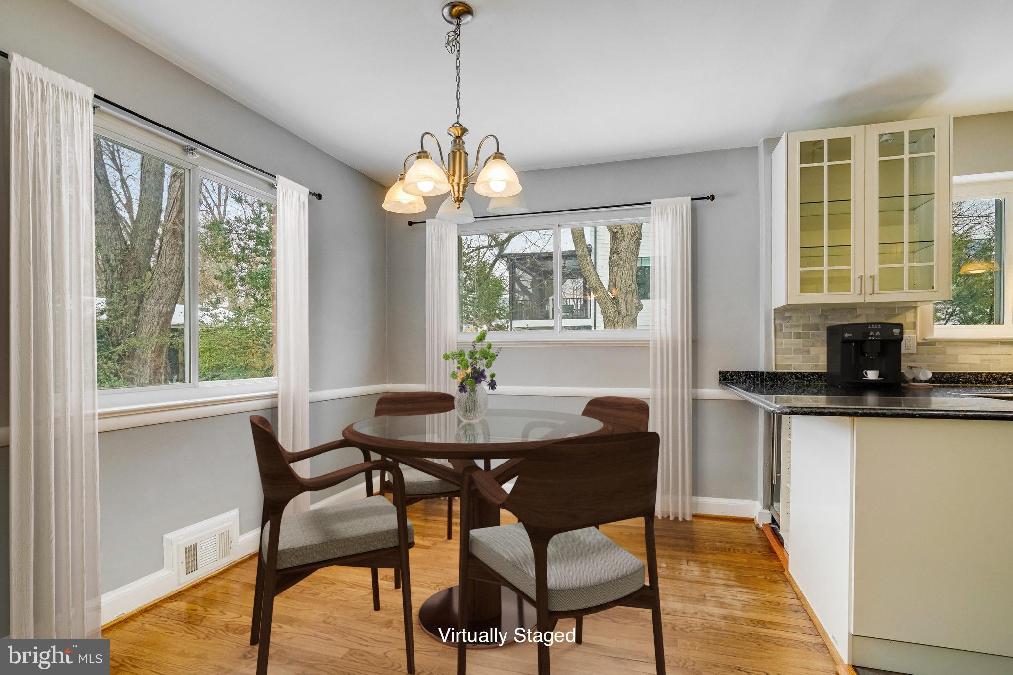 BERKSHIRE OAKWOOD - Residential