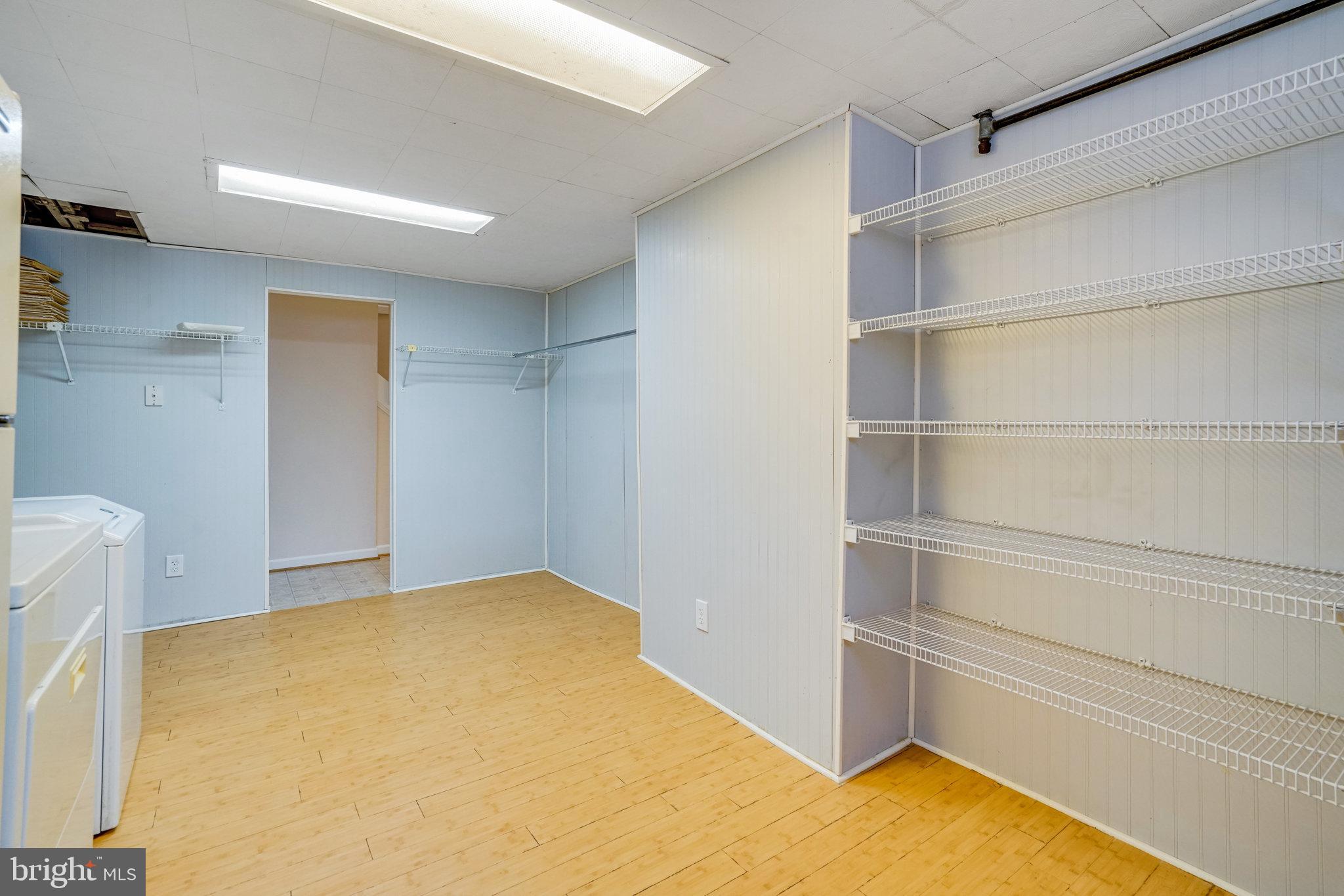 BERKSHIRE OAKWOOD - Residential