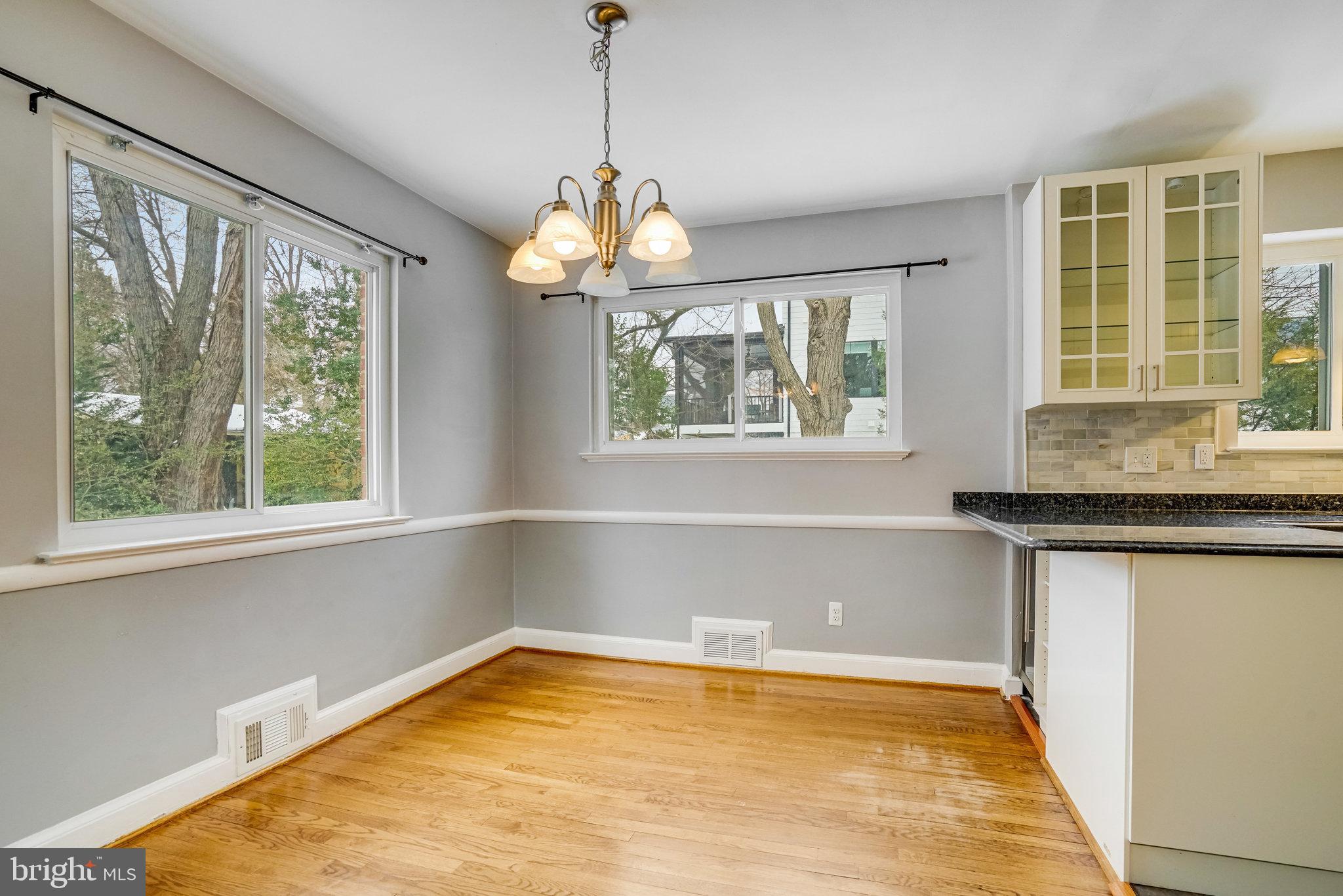 BERKSHIRE OAKWOOD - Residential