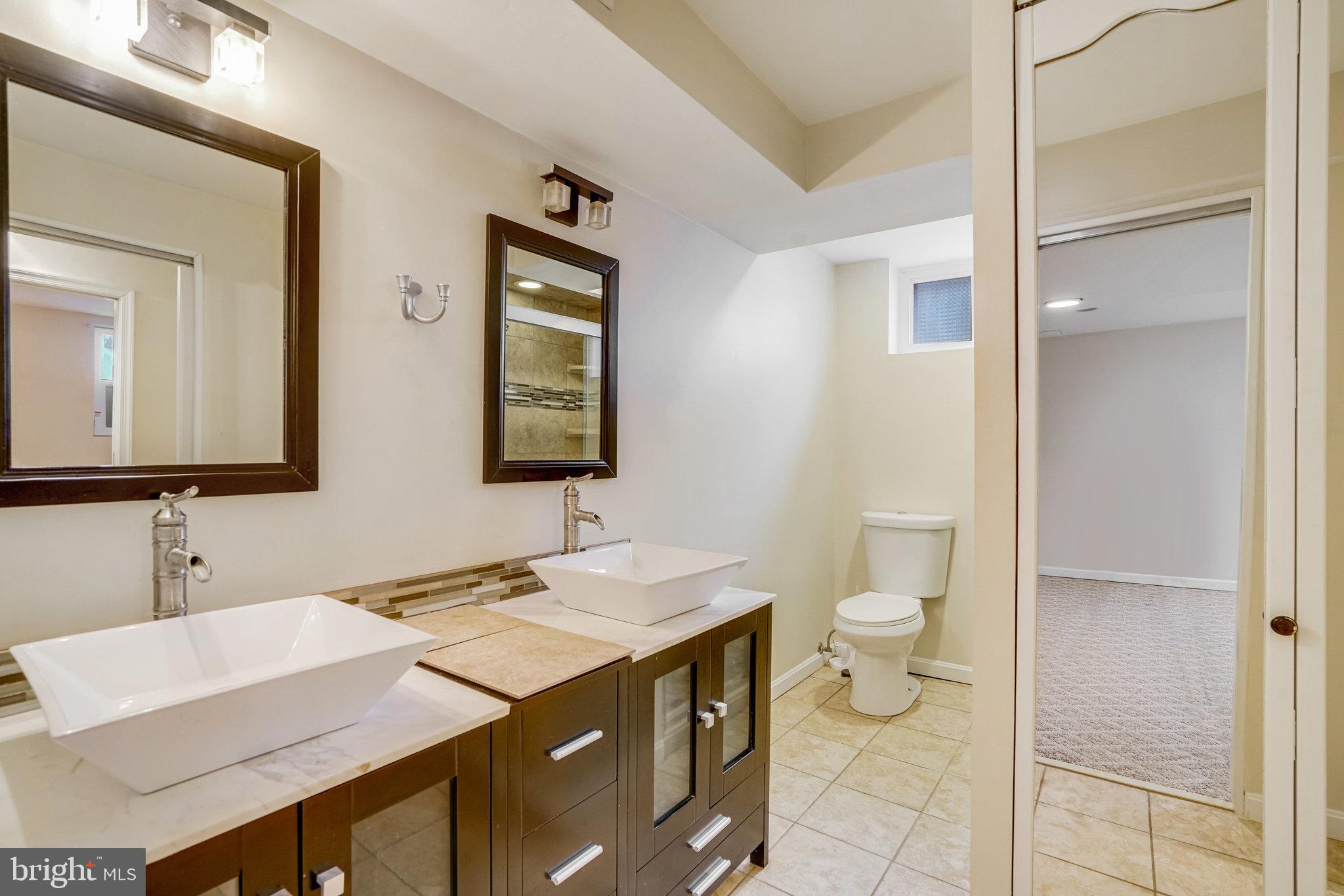 BERKSHIRE OAKWOOD - Residential