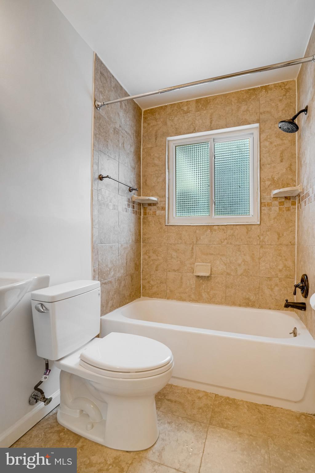 BERKSHIRE OAKWOOD - Residential