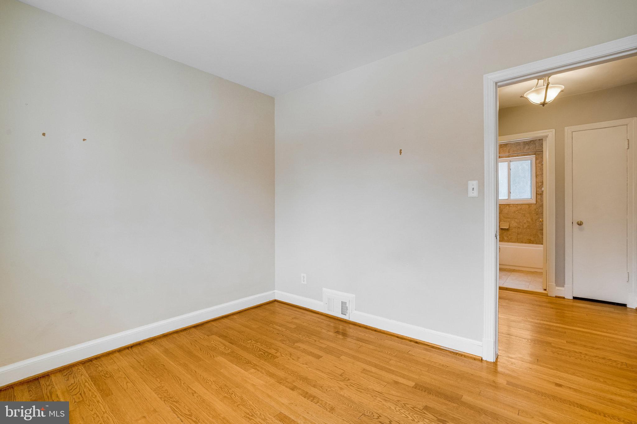 BERKSHIRE OAKWOOD - Residential