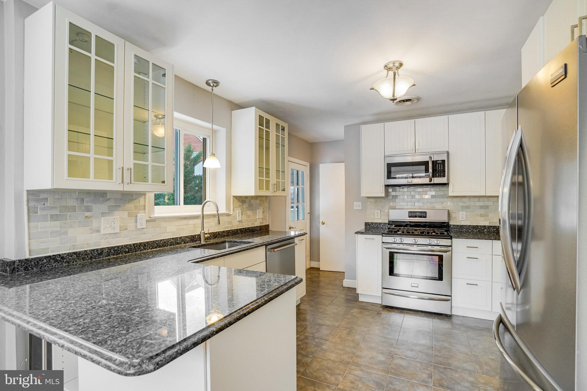 BERKSHIRE OAKWOOD - Residential