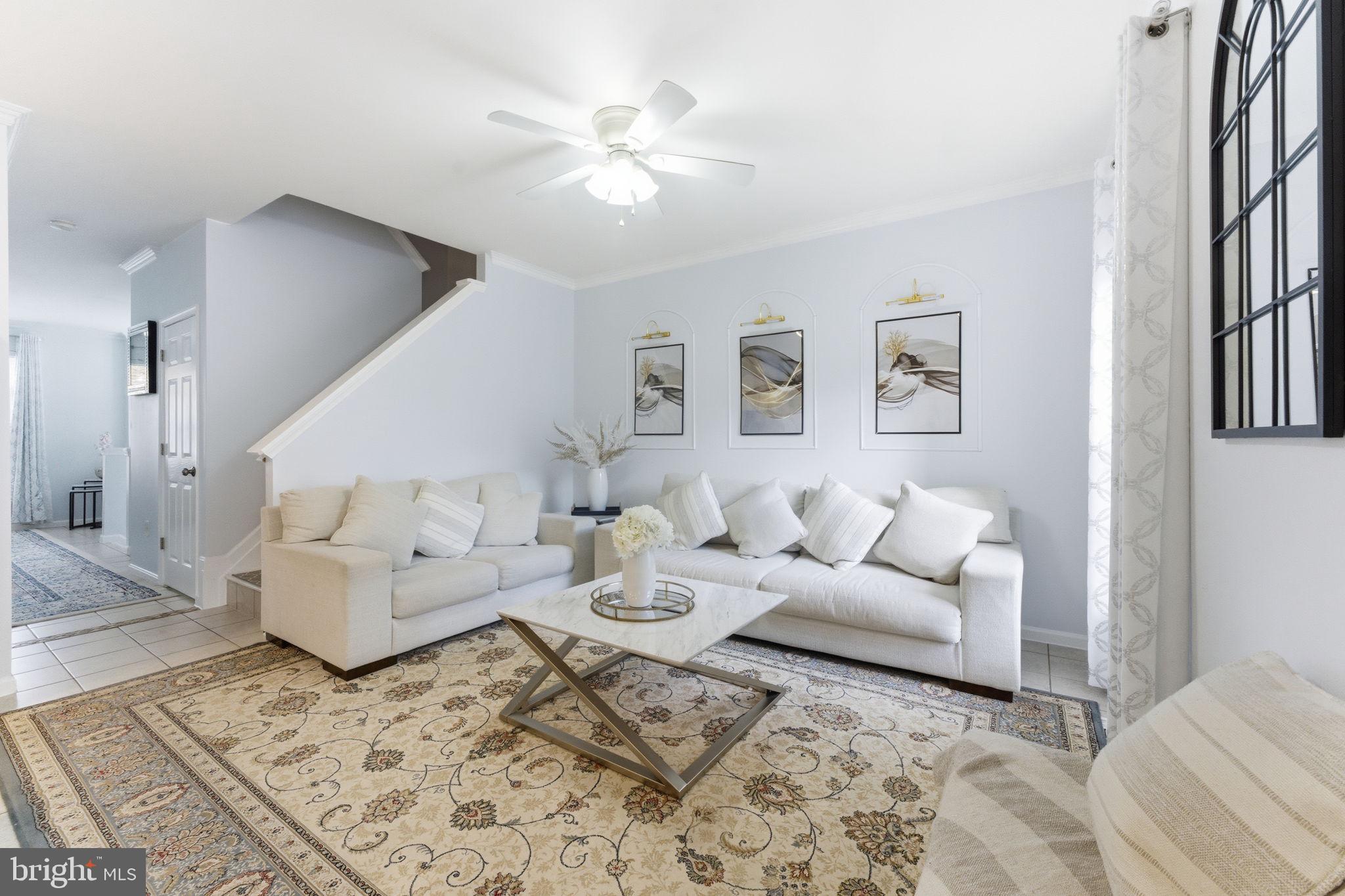 SOUTH RIDING - Residential