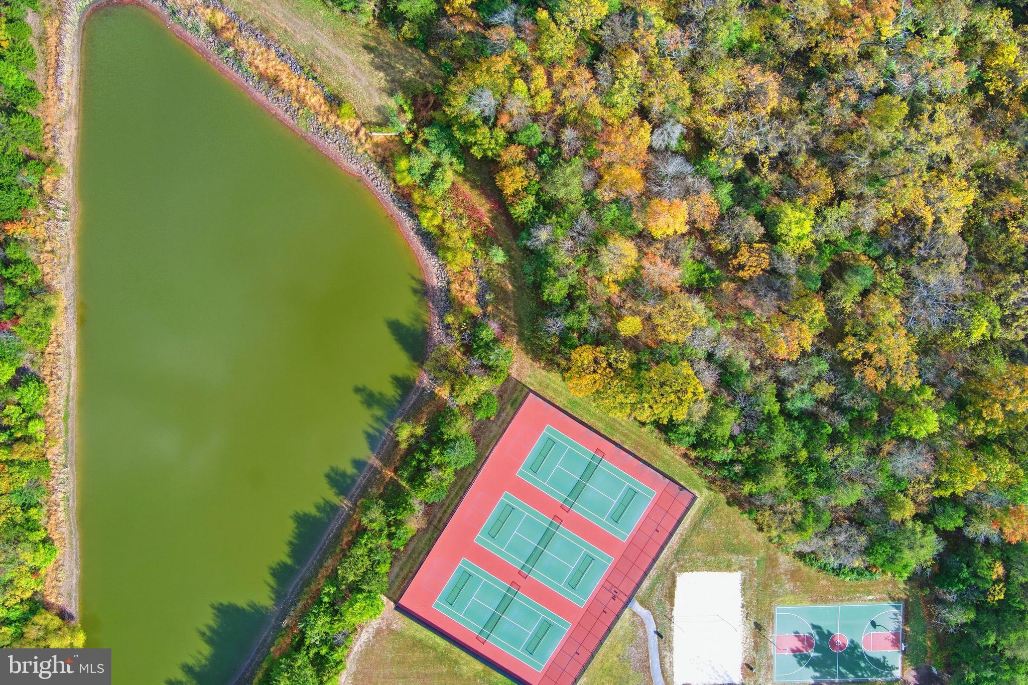 SOUTH RIDING - Residential