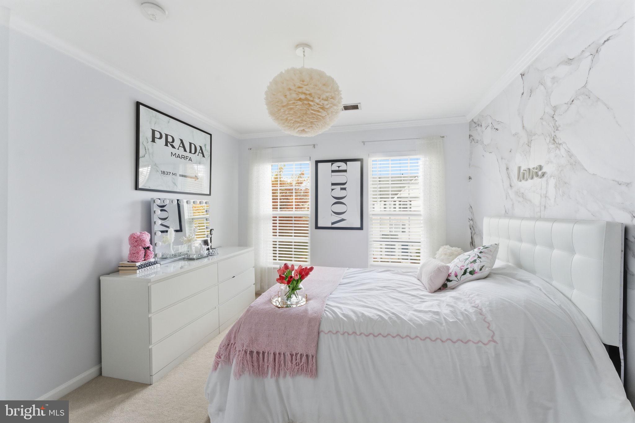 SOUTH RIDING - Residential