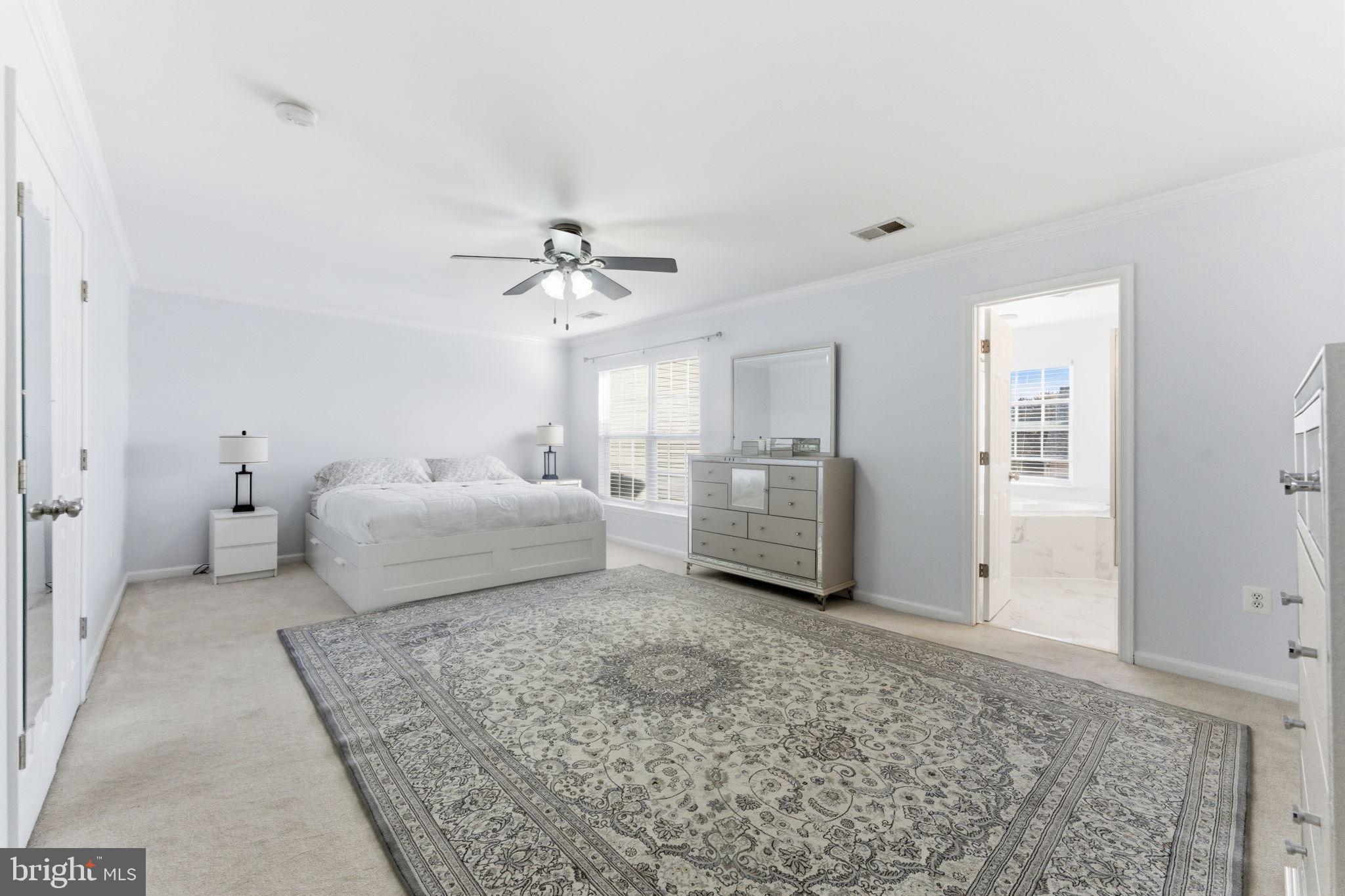 SOUTH RIDING - Residential