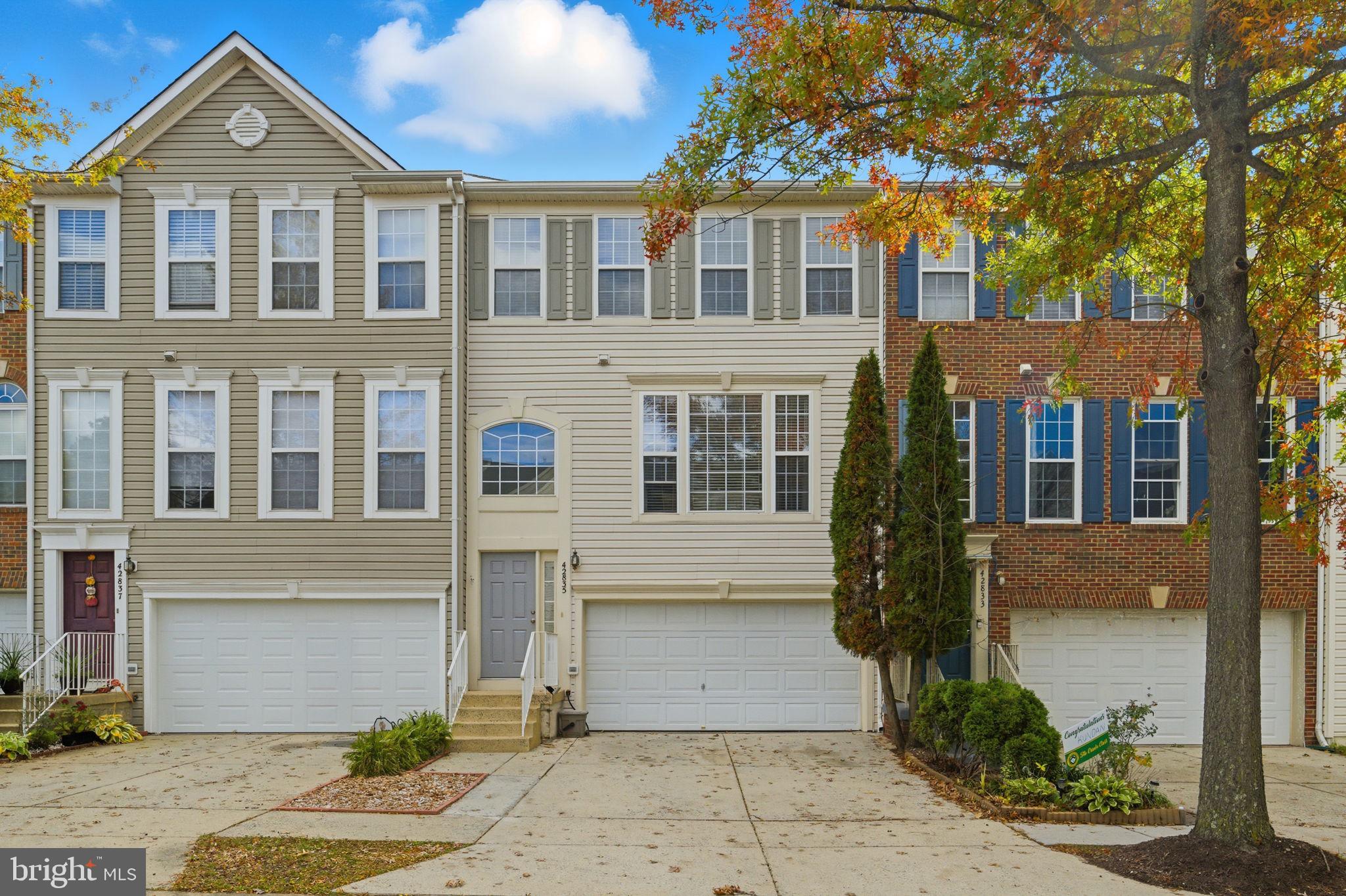 SOUTH RIDING - Residential