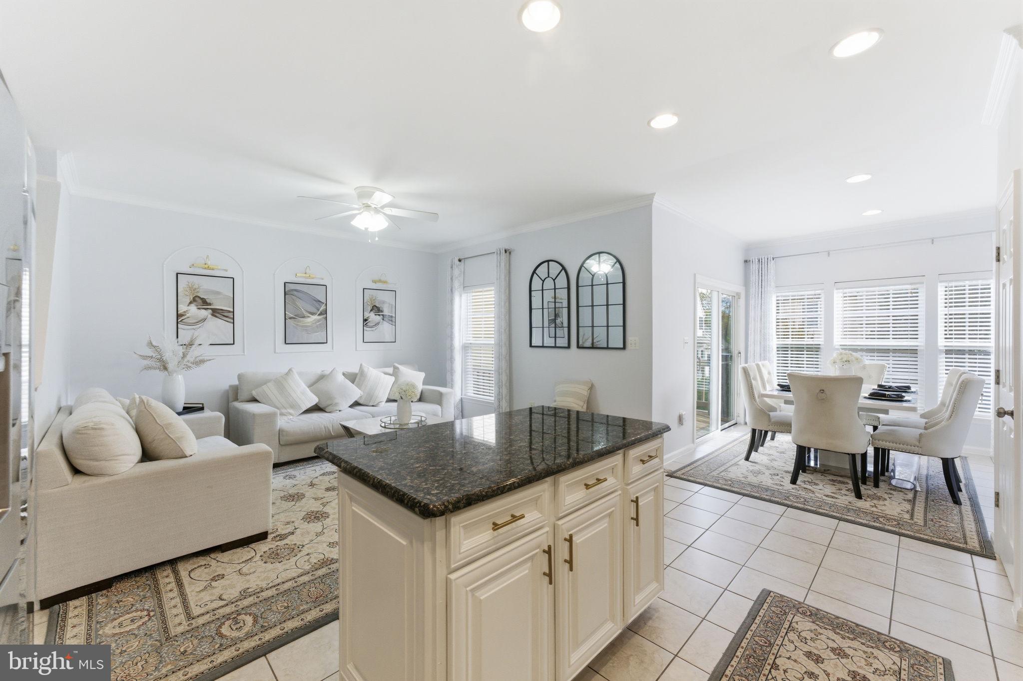 SOUTH RIDING - Residential