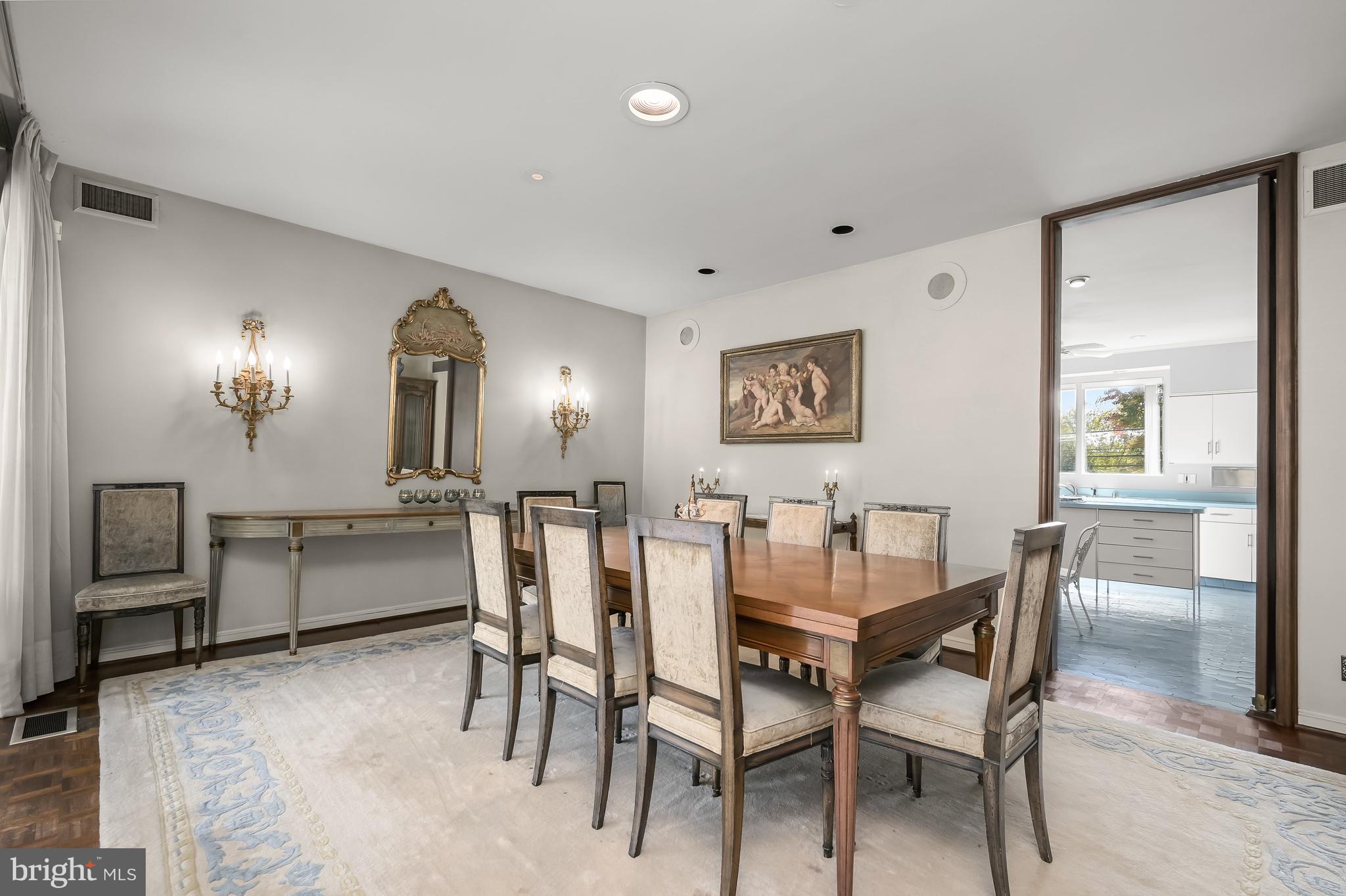 CHEVY CHASE - Residential