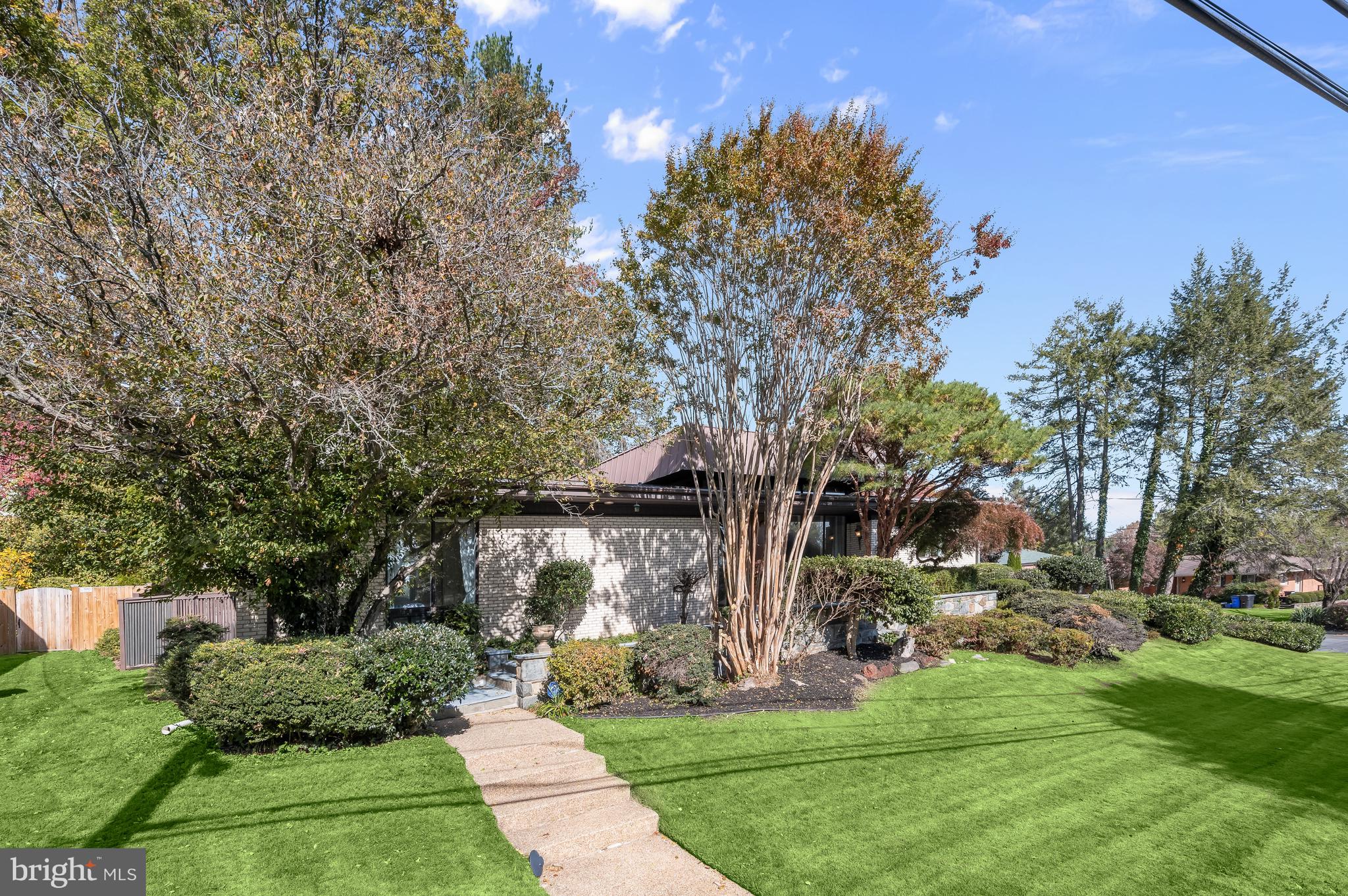 CHEVY CHASE - Residential